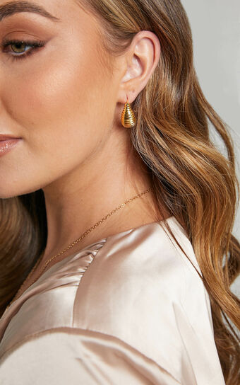 Patrina Earrings in Gold