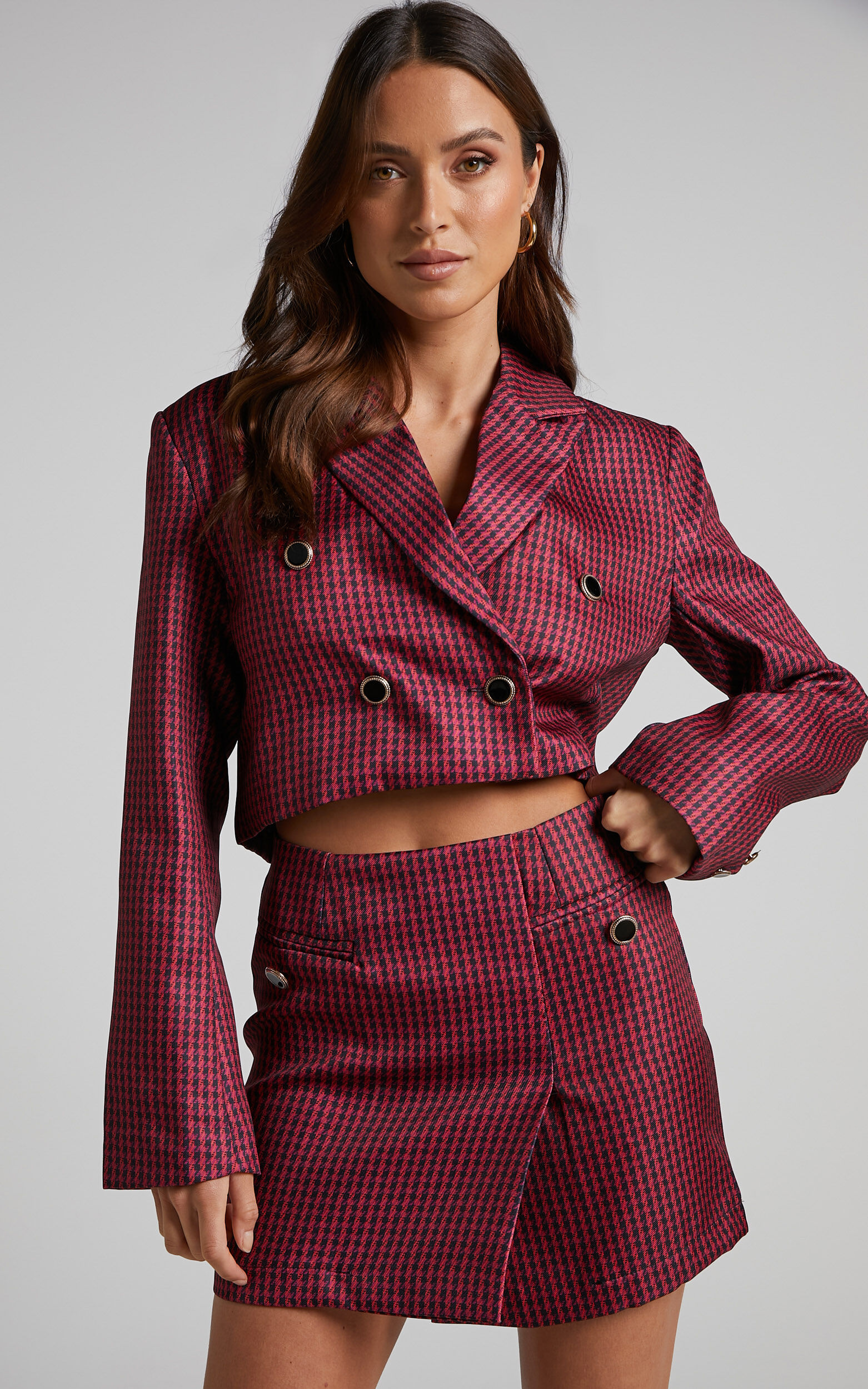 Merie Blazer - Cropped Double Breasted Houndstooth Blazer in Burgundy - L, RED1, super-hi-res image number null