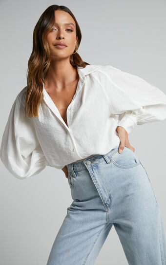 Vianne Blouse - Double Collar Puff Sleeve Blouse in White