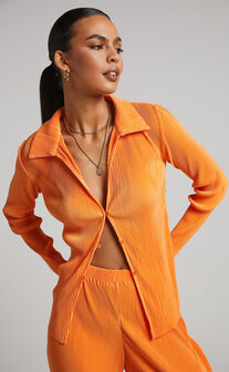 Amarante Blouse - Plisse Button Up Blouse in Orange