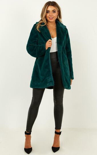 Leaning On You Coat in Emerald faux fur