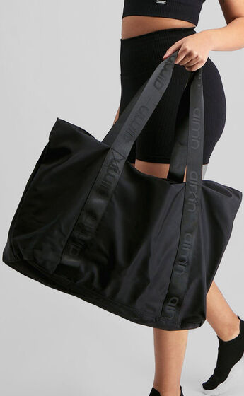 Aim'n - Weekend Bag in Black