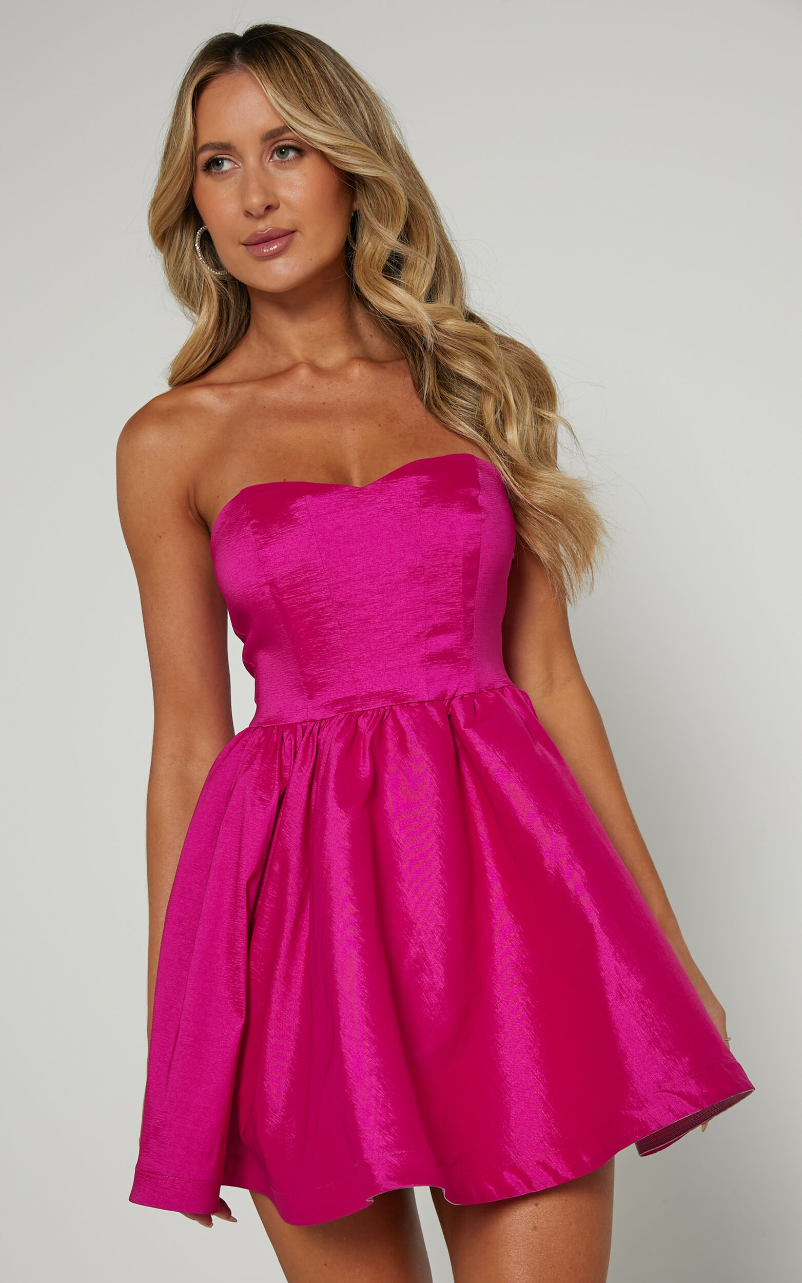 Jayde Mini Dress - Strapless Sweetheart Fit And Flare Dress in Magenta - 04, PNK1