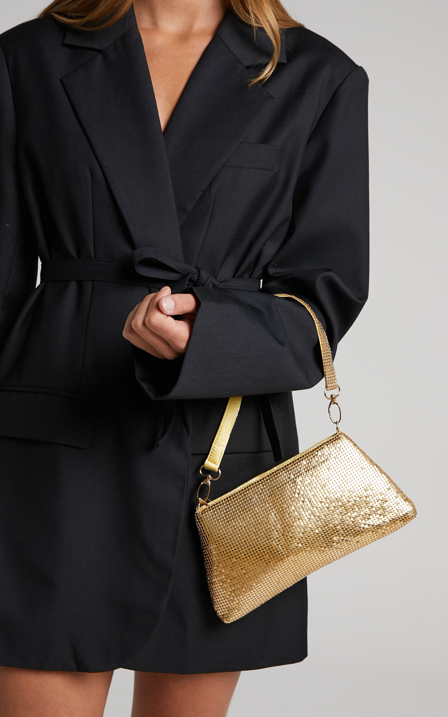 Shajara Sequin Shoulder Bag in Gold - NoSize, GLD1