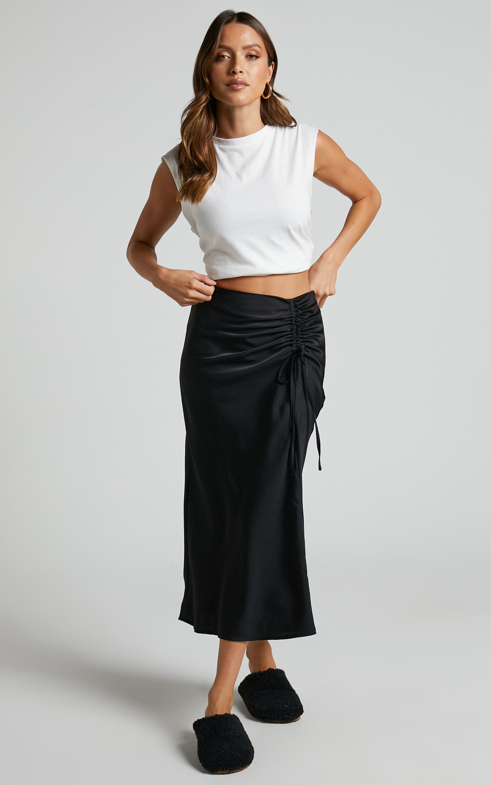 Zaylin Midaxi Skirt - Ruched Side Satin Slip Skirt in Black - 04, BLK3