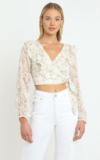 Desde Top in White Floral