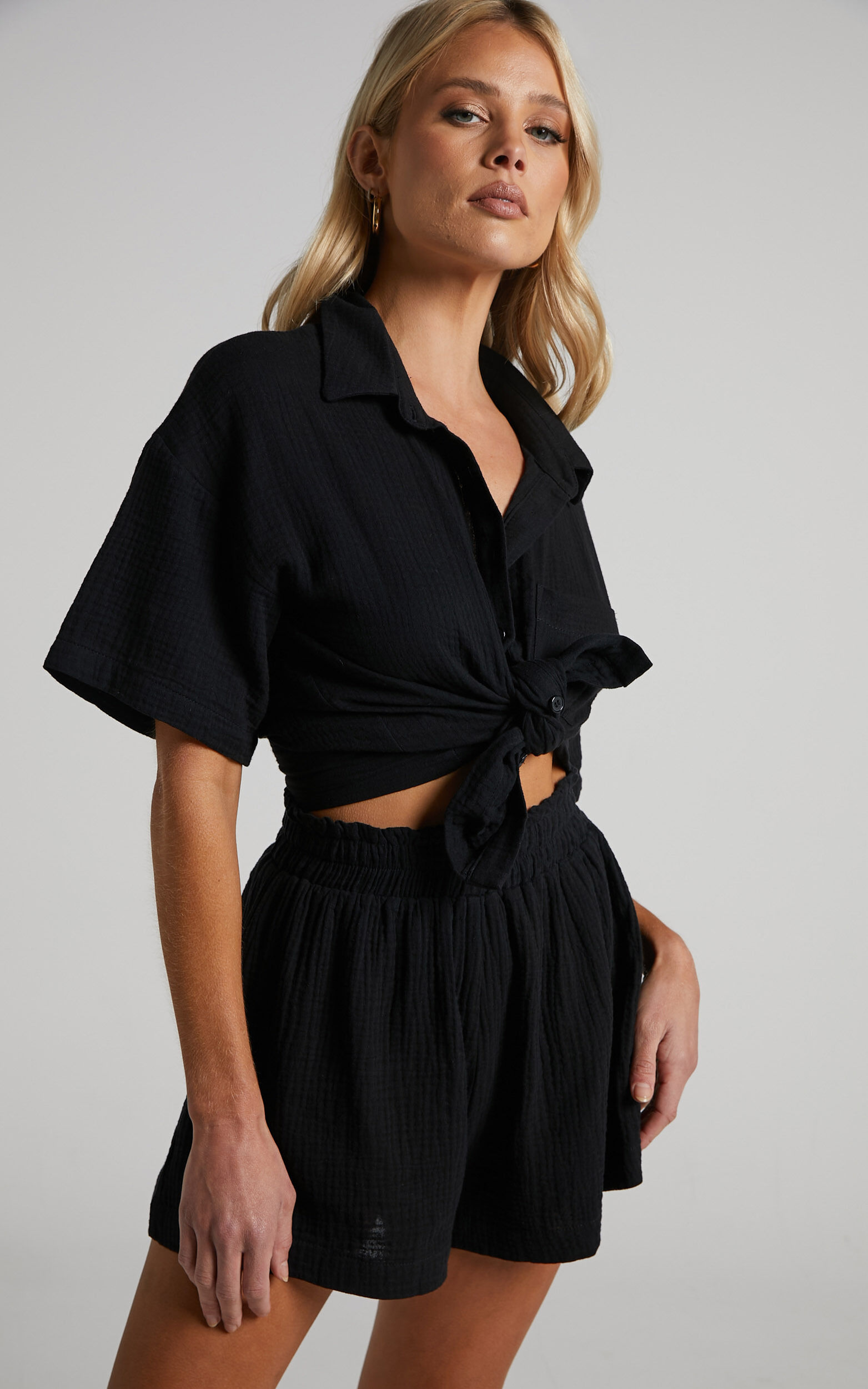 Donita Top - Button Up Shirt Top in Black - 04, BLK1