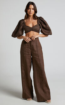 Amalie The Label - Aleydise Linen Puff Sleeve Crop Top in Chocolate