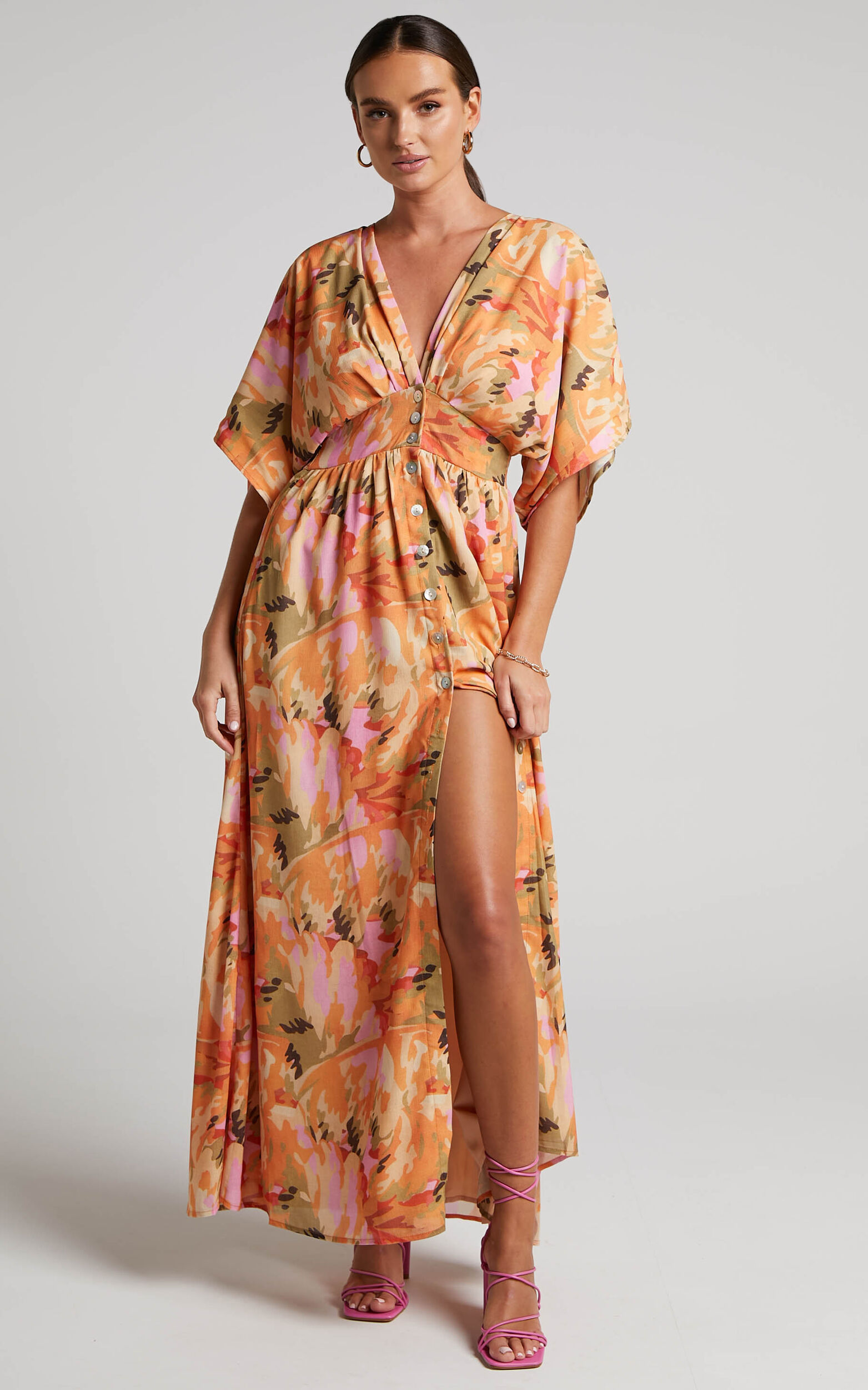 Heira Midaxi Dress - Flutter Sleeve Button Down Dress in Palm Print - 06, MLT1