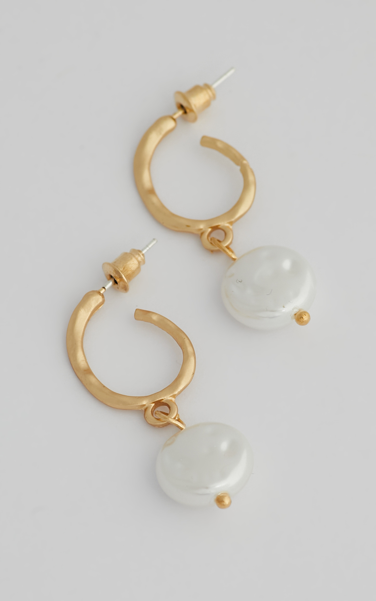 Bron Hoop Earrings in Gold and Pearl - NoSize, GLD1, hi-res image number null