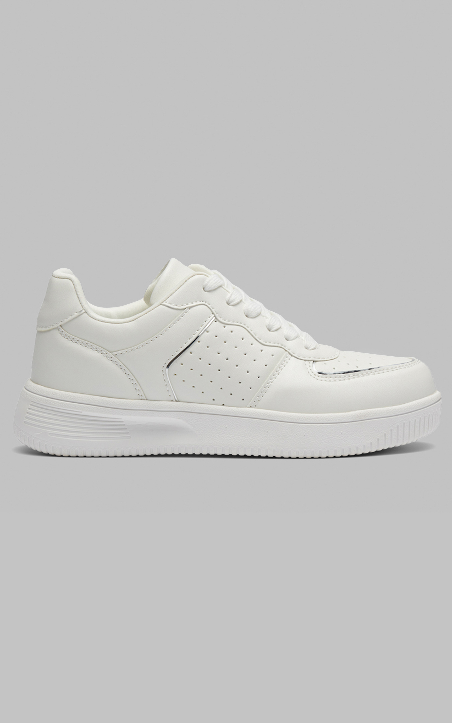 Novo - Cerys Sneakers in White - 06, WHT1, hi-res image number null