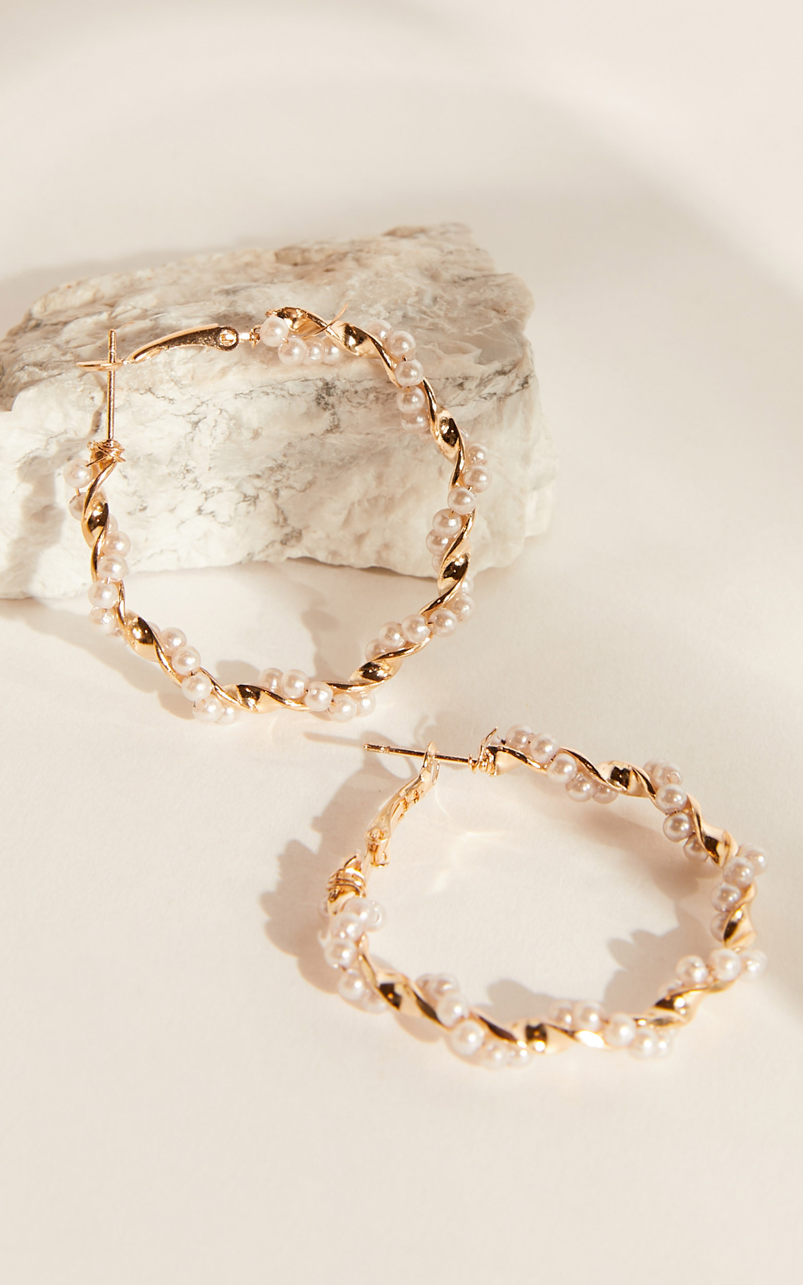 Bev Hoop Earrings in Gold and Pearl - NoSize, GLD1, hi-res image number null