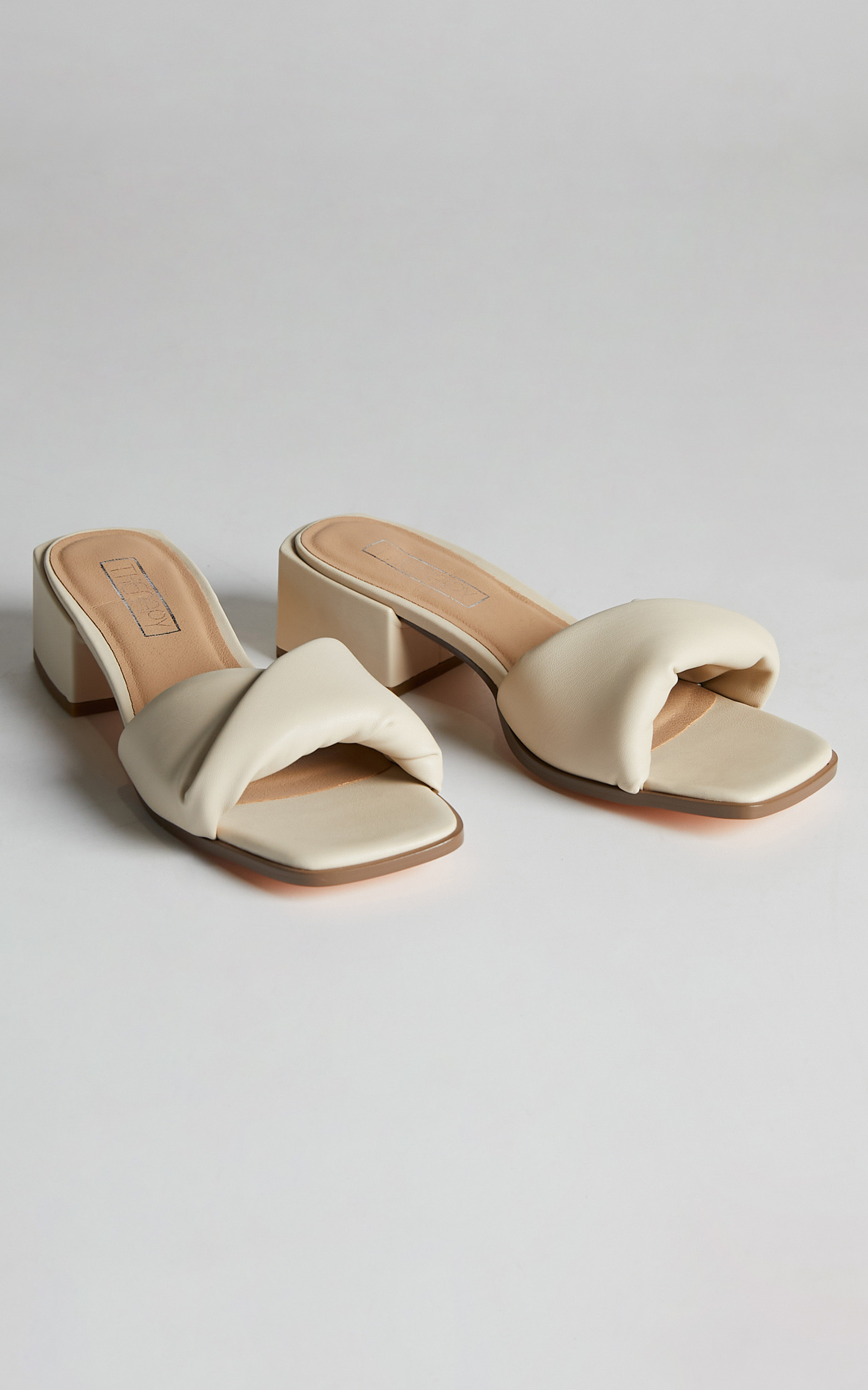 THERAPY - SKYE MULES in bone - 05, BRN2, hi-res image number null