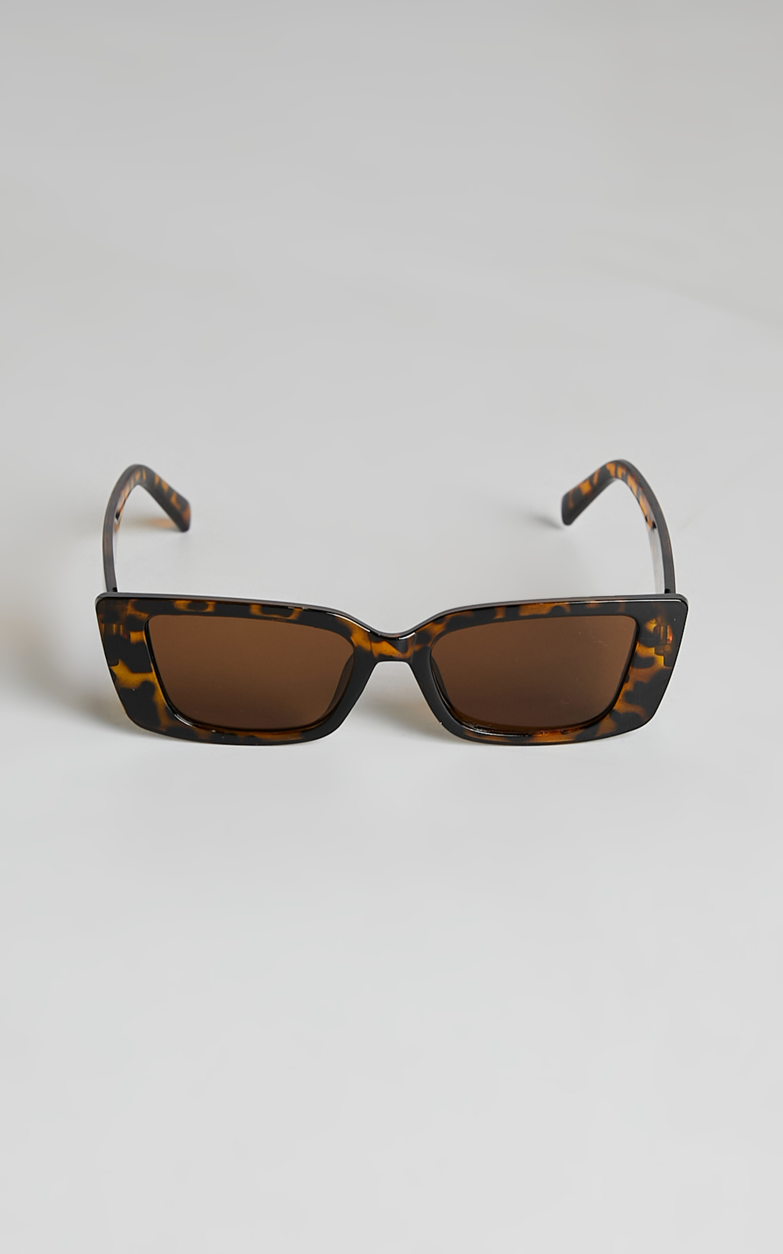 Mila Sunglasses in Tortoiseshell - NoSize, NEU2, hi-res image number null