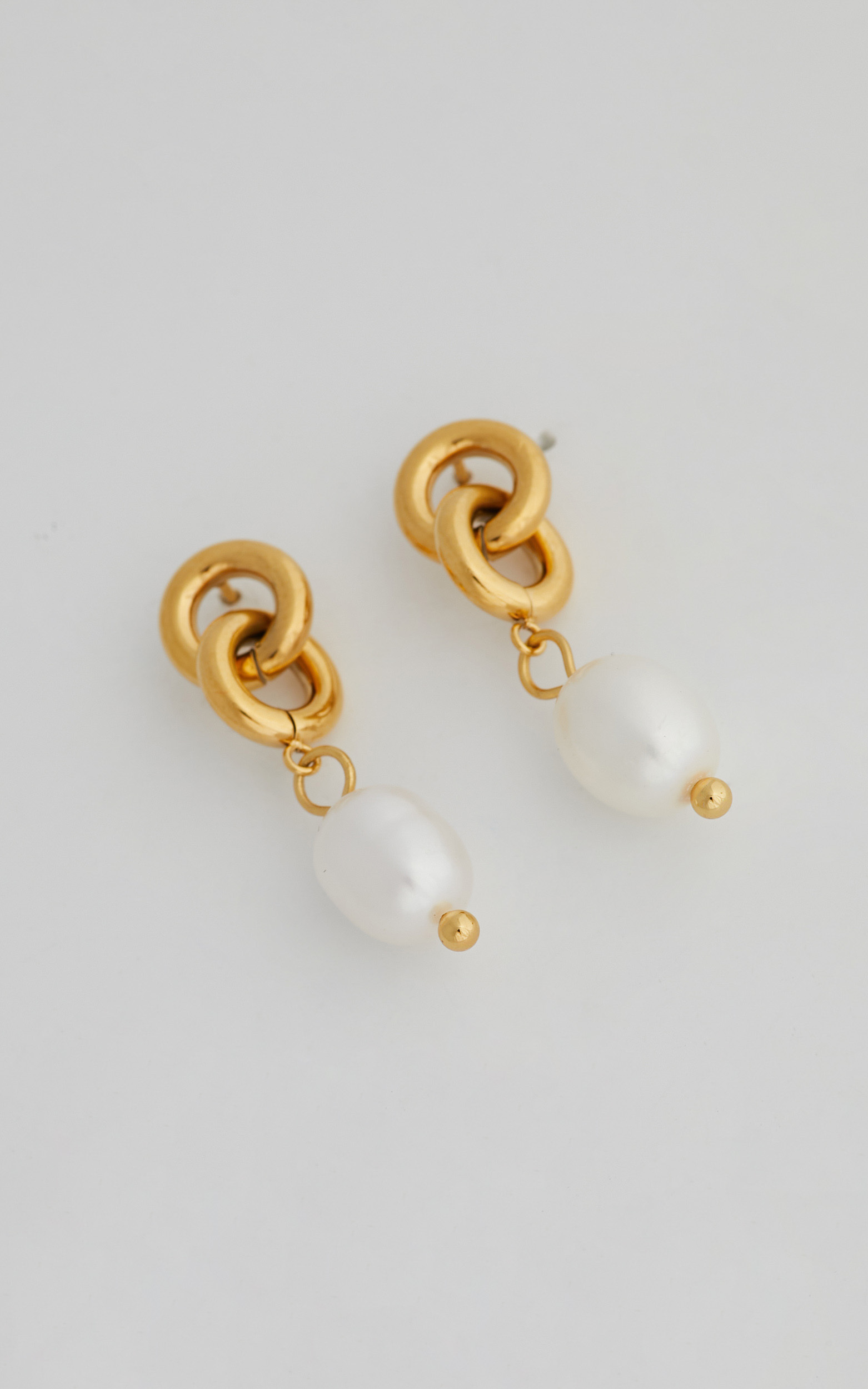 OAKLYNN DROP EARRINGS in Gold - NoSize, GLD1, hi-res image number null