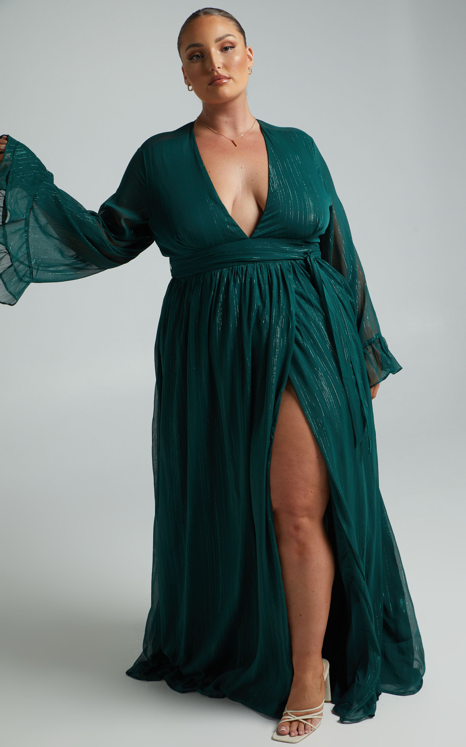 Dangerous Woman Maxi Dress in Emerald - 04, GRN4, hi-res image number null