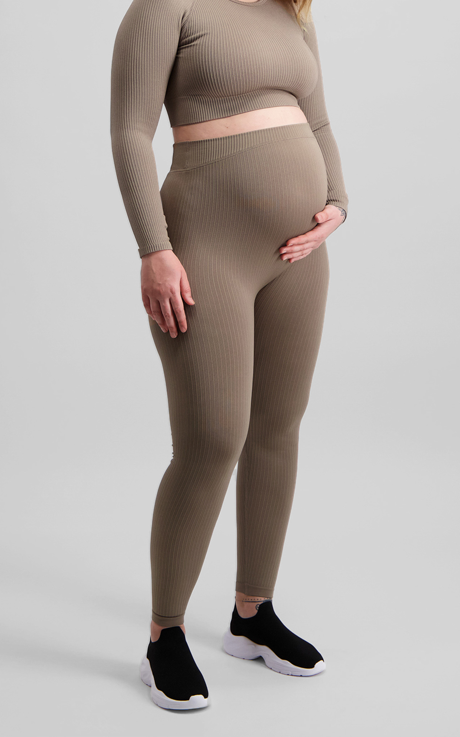 Aim'n - MATERNITY RIBBED SEAMLESS TIGHTS in Espresso - XS, BRN1, hi-res image number null