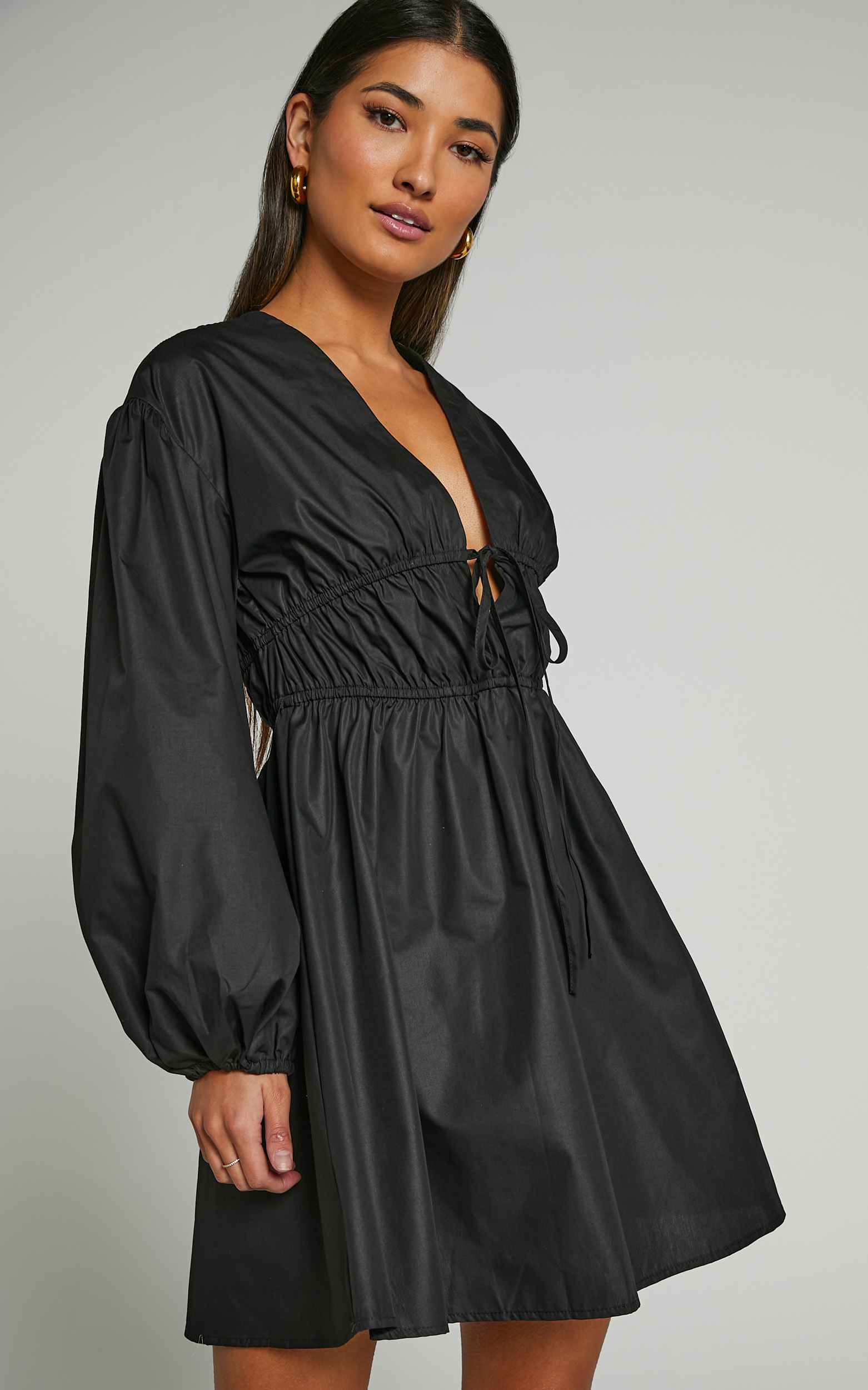 Maija Long Sleeve Pleat Detail Mini Dress in Black - 06, BLK1, hi-res image number null