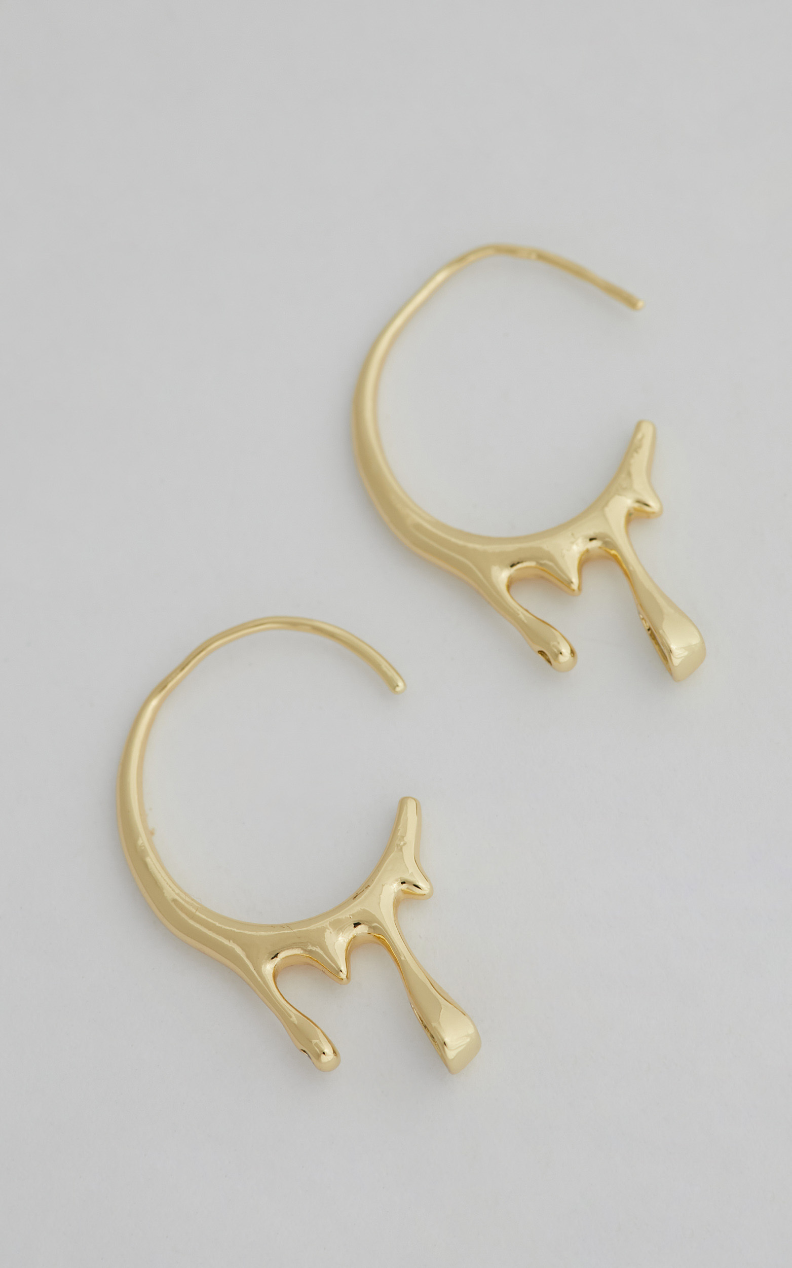 Mariane Dripping Hoop Earrings in Gold - NoSize, GLD1, hi-res image number null