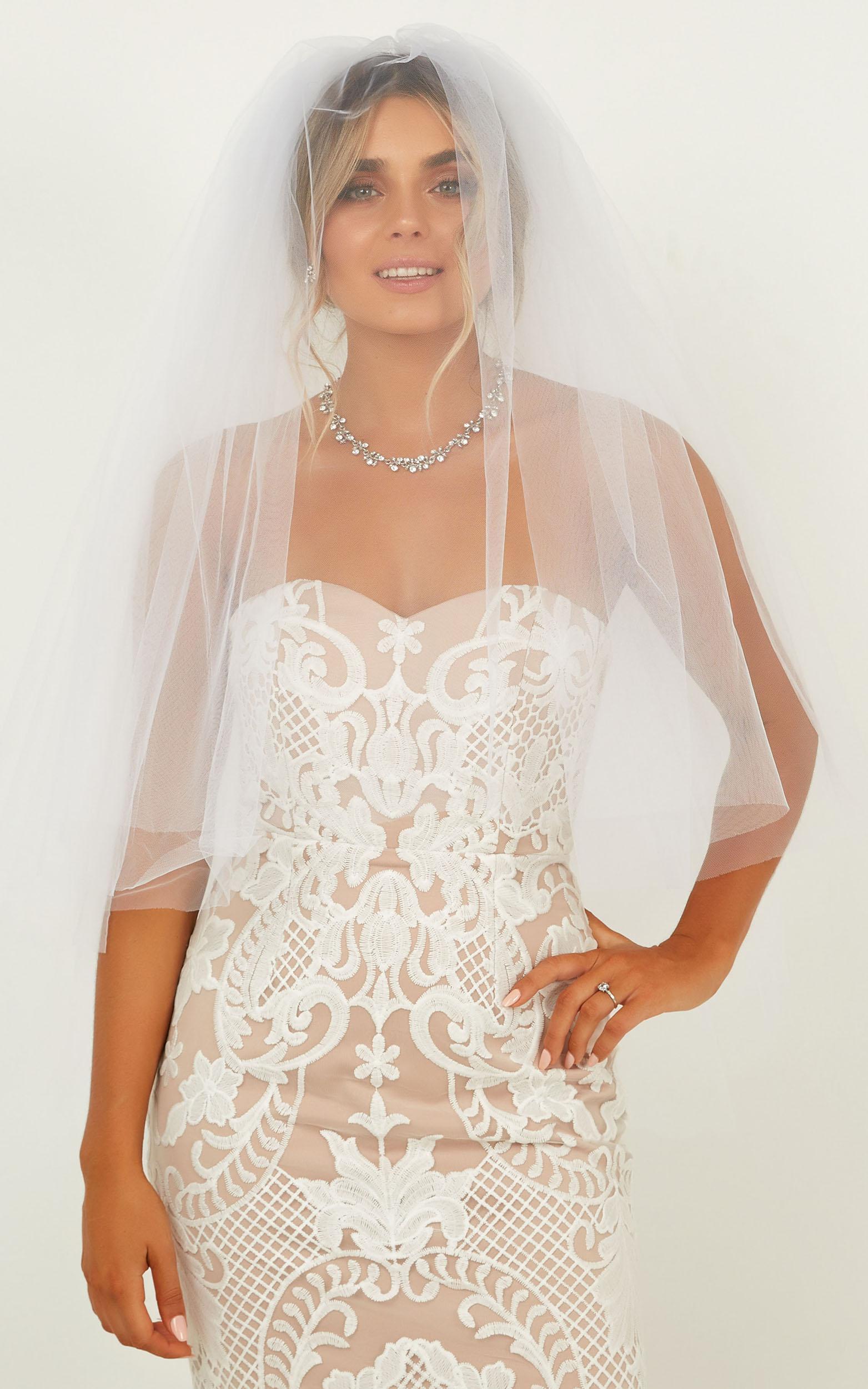 Feel The Love Veil In White, White, hi-res image number null