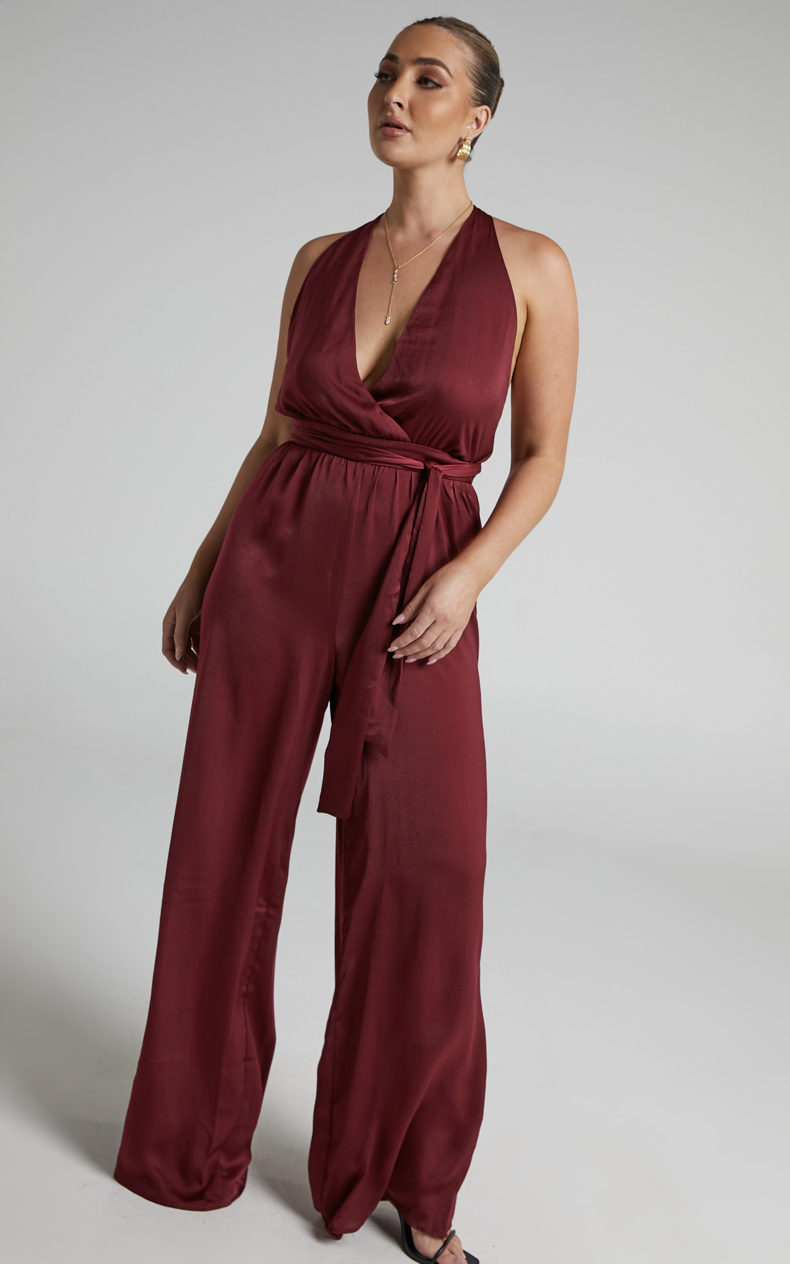 Zarina Plunge Neck Twist Back Jumpsuit in Maroon - 06, RED2, hi-res image number null