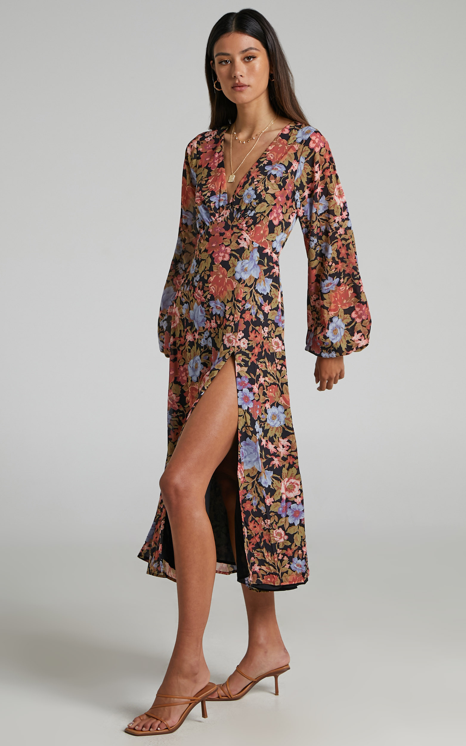 Henny Long Sleeve Split Midi Dress in Dusk Floral - 06, BLK1, hi-res image number null