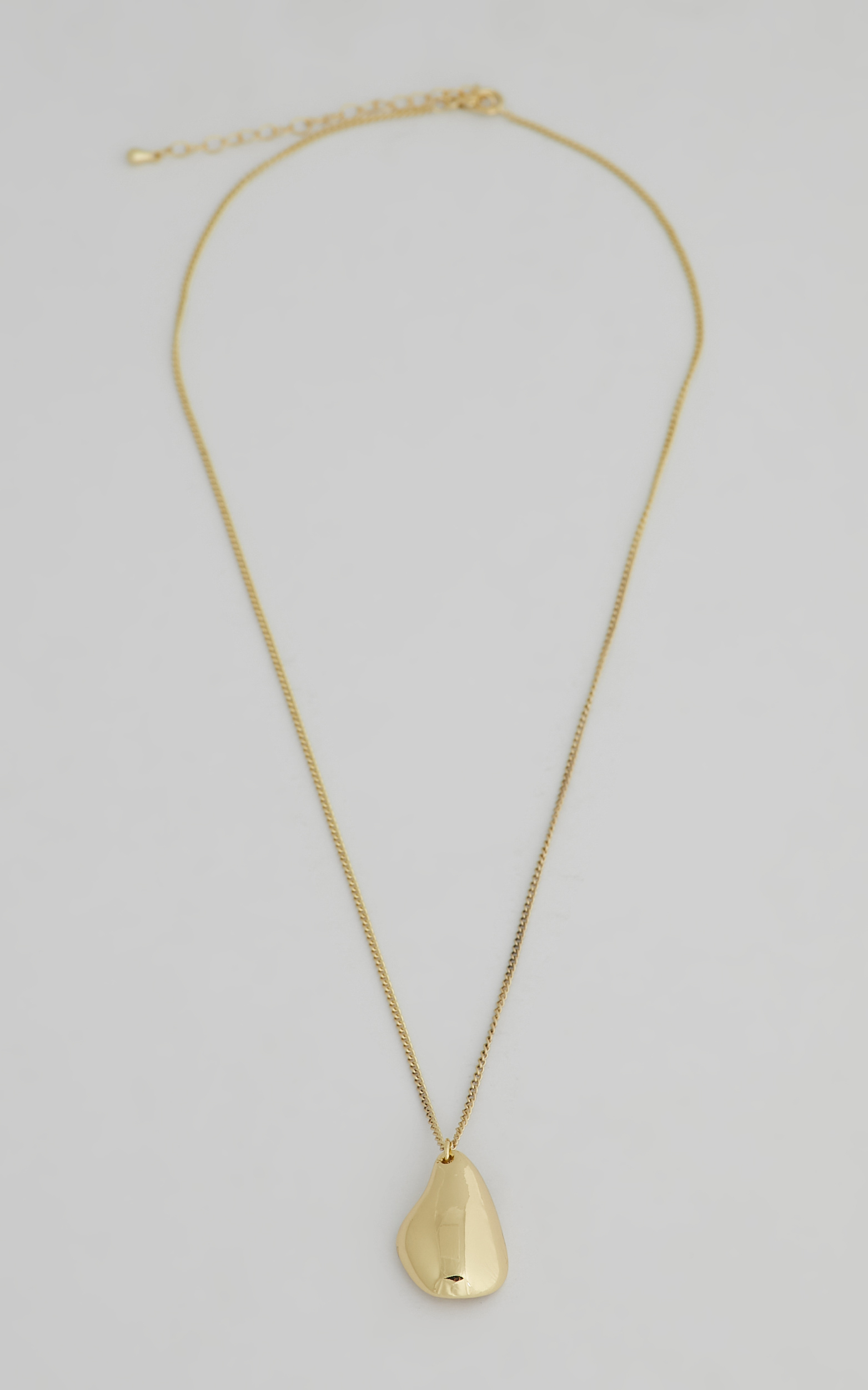 XYLA NECKLACE in Gold - NoSize, GLD1, hi-res image number null