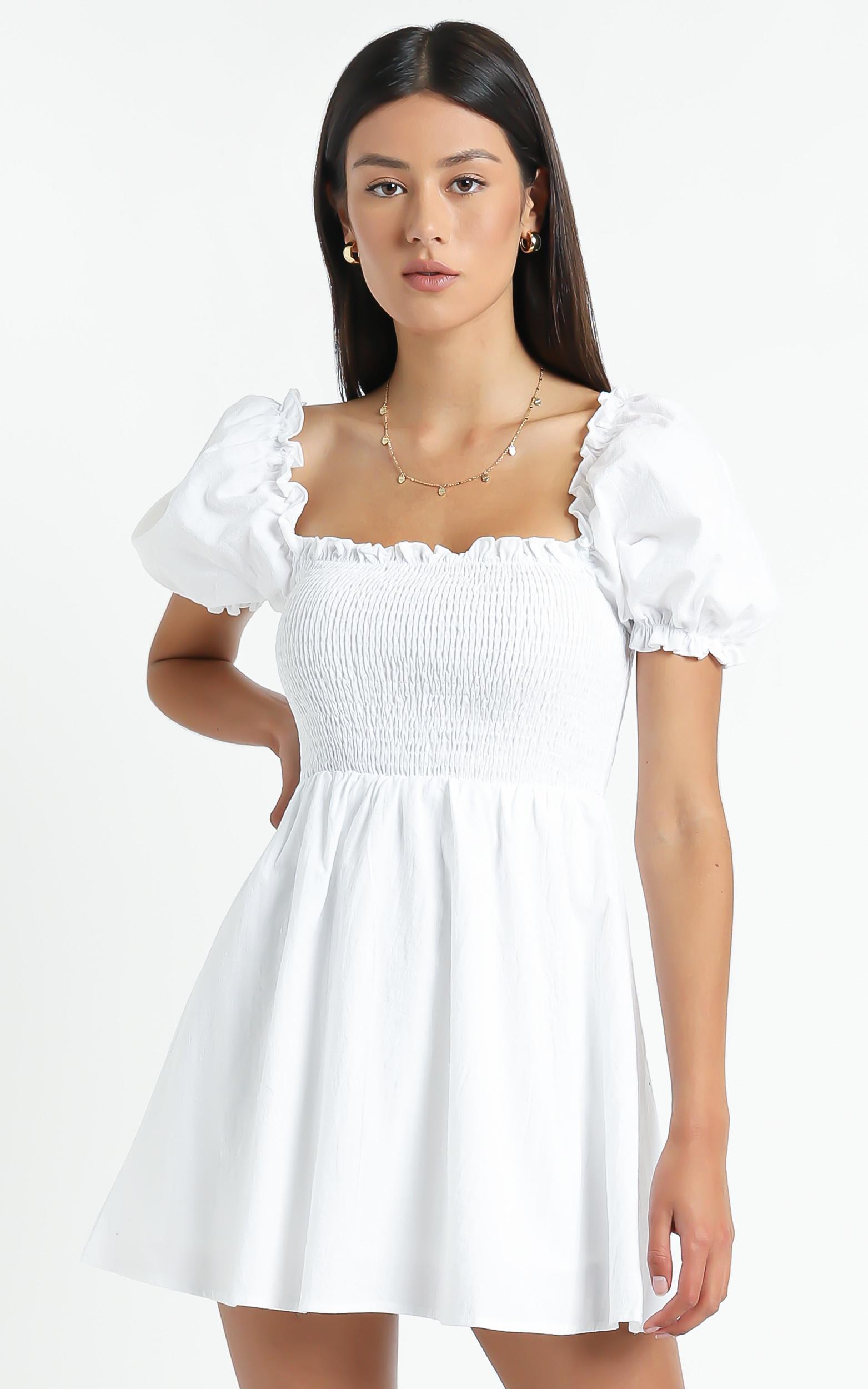 Mulberry Dress in White - 06, WHT2, hi-res image number null