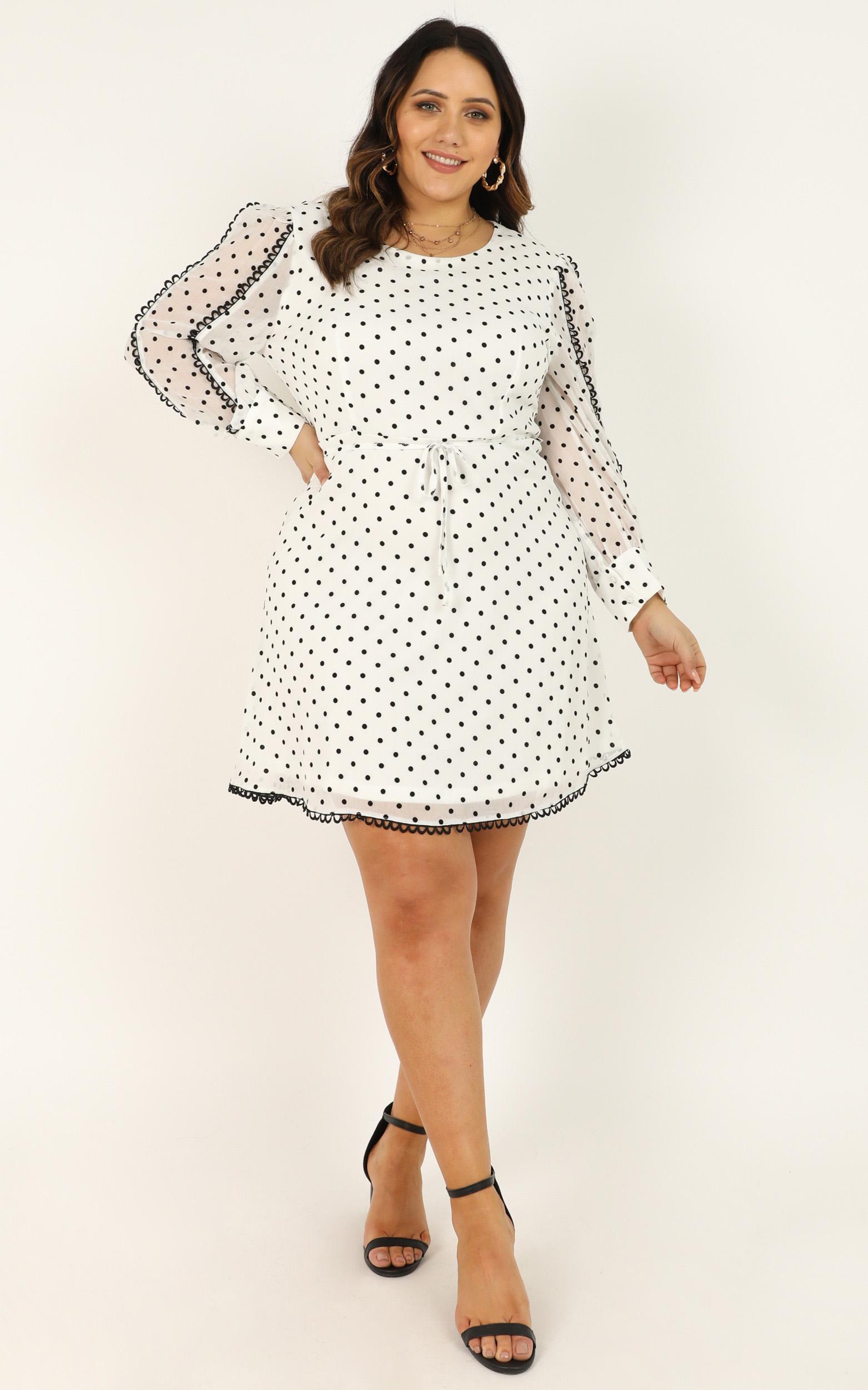 Setting rules Dress in white spot- 20 (XXXXL), White, hi-res image number null
