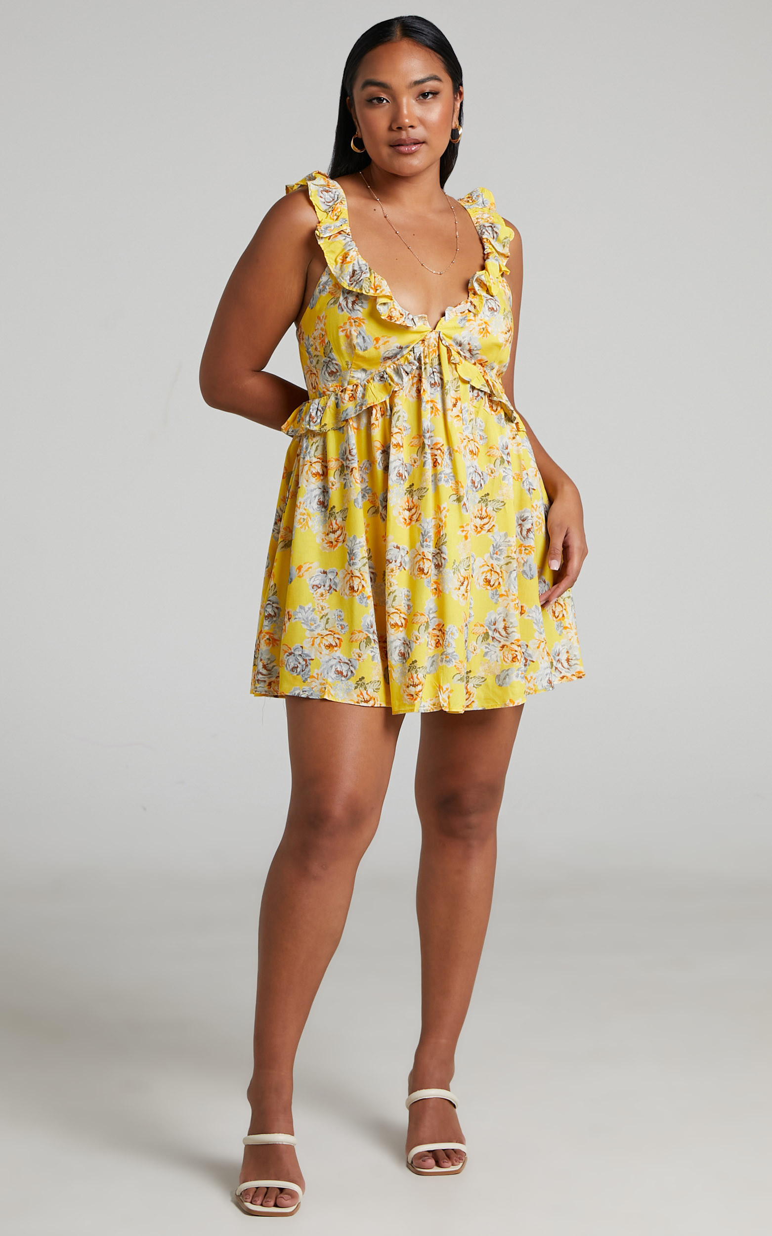 Serenyo Ruffle Detail V Neck Low Back Skater Mini Dress in Yellow Floral - 10, YEL1, hi-res image number null