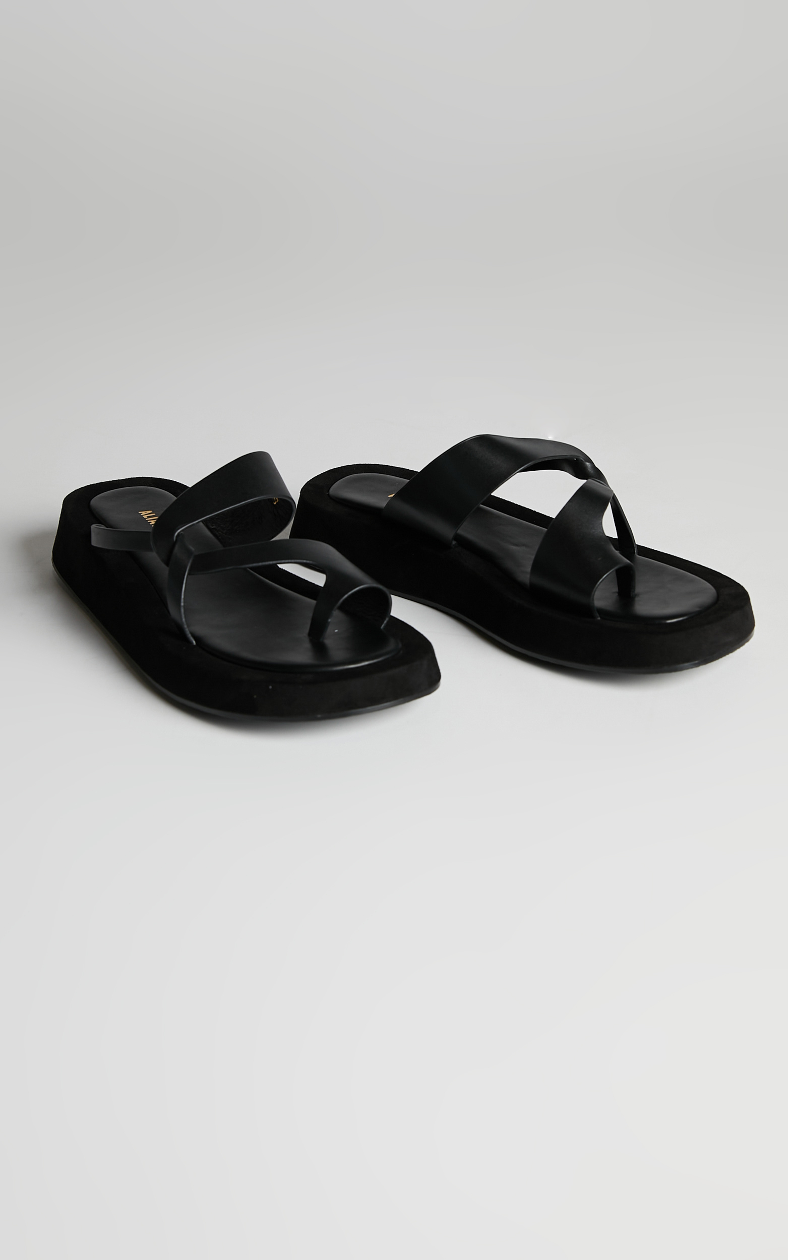ALIAS MAE - POLO SANDALS in BLACK LEATHER - 10.5, BLK1, hi-res image number null