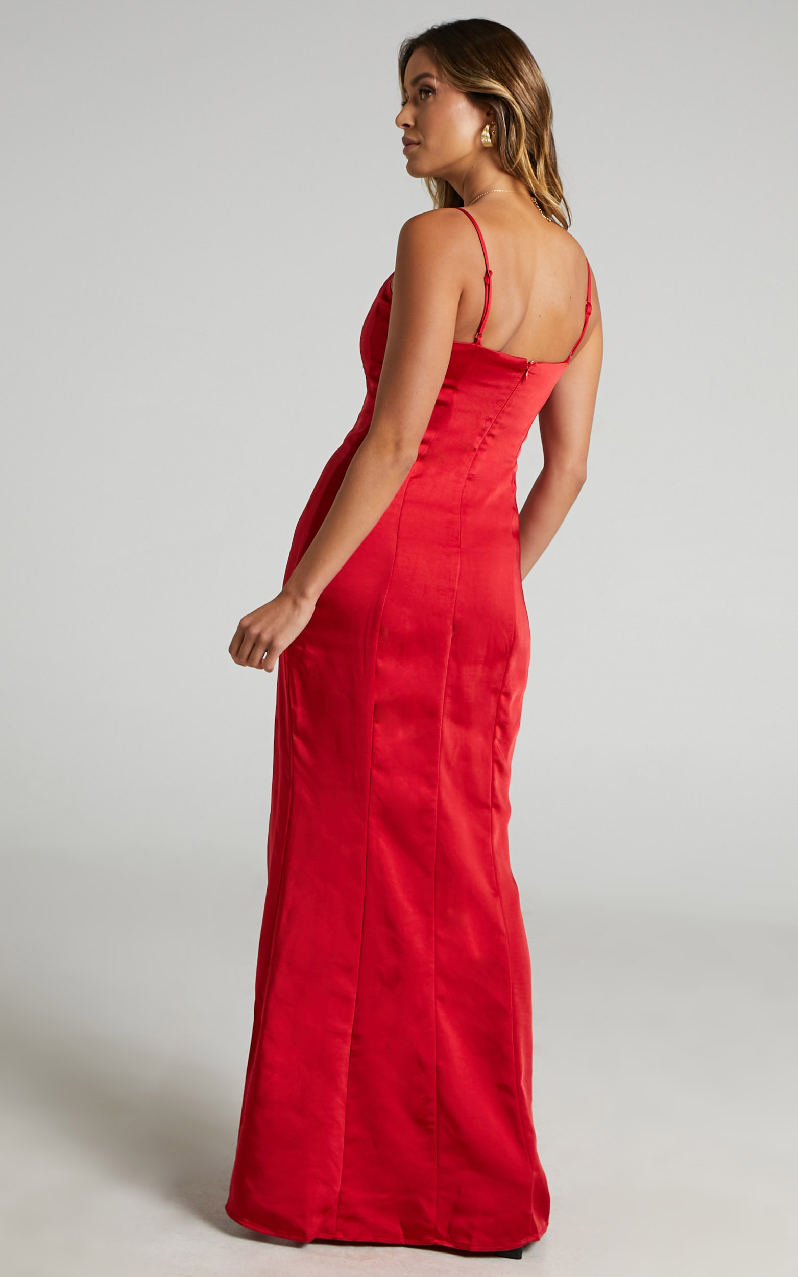 Aulani Thigh Split Maxi Dress in Red | Showpo