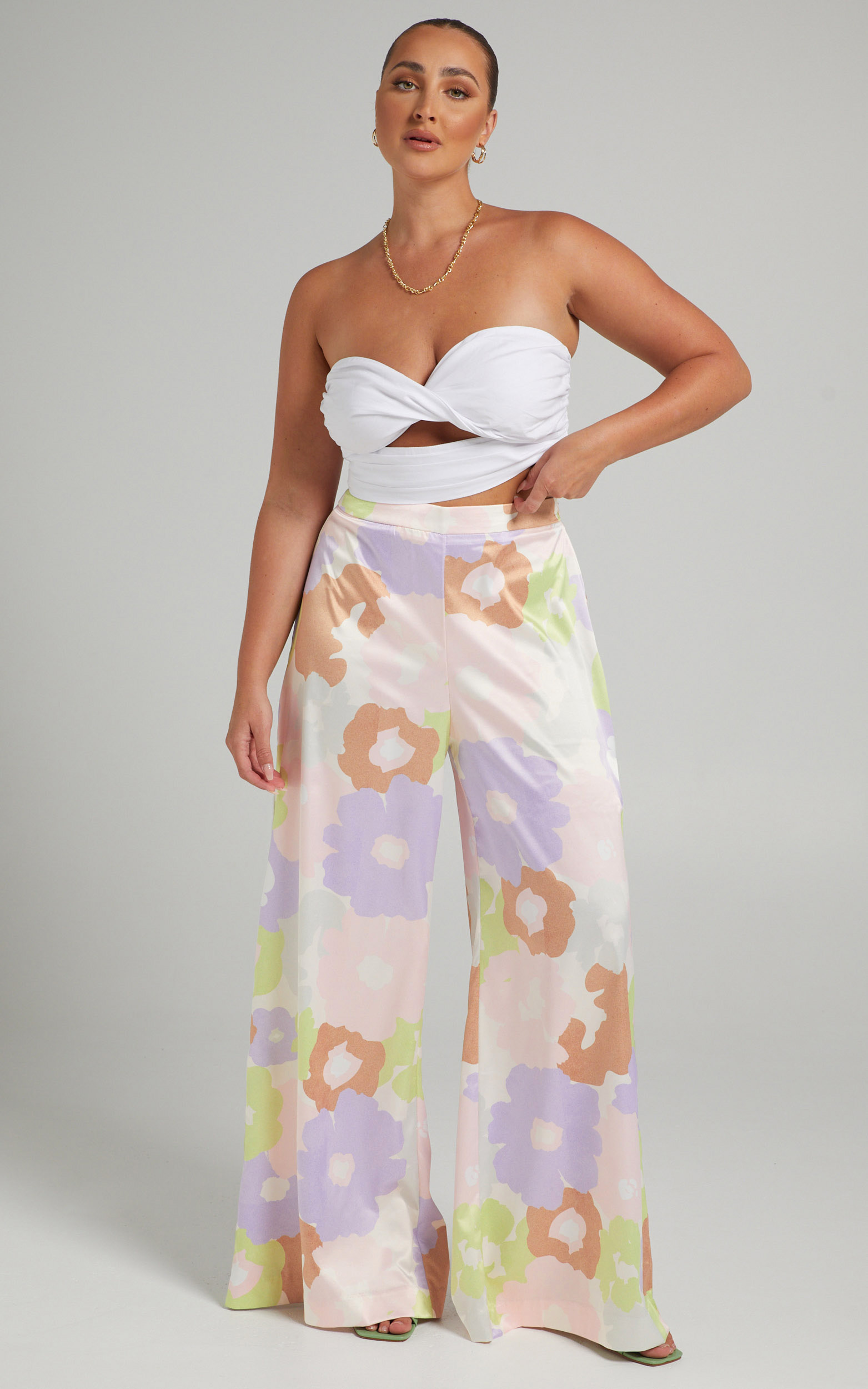 Leighton High waisted wide leg pants in Lumiere Floral - 06, MLT1, hi-res image number null
