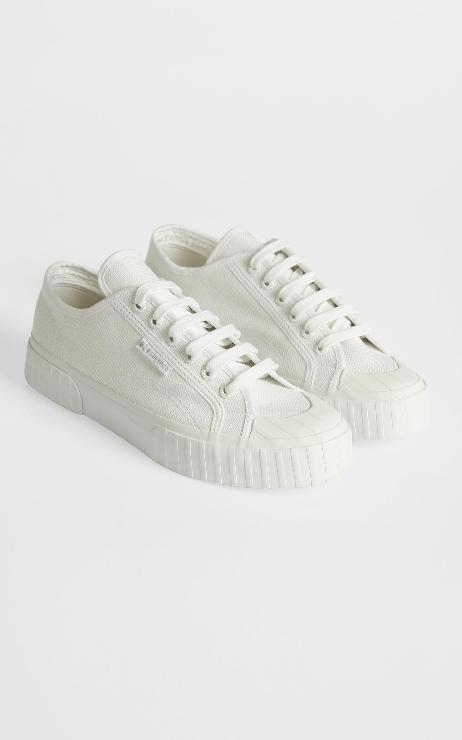 Superga - 2630 Cotu Sneakers in Total White | Showpo