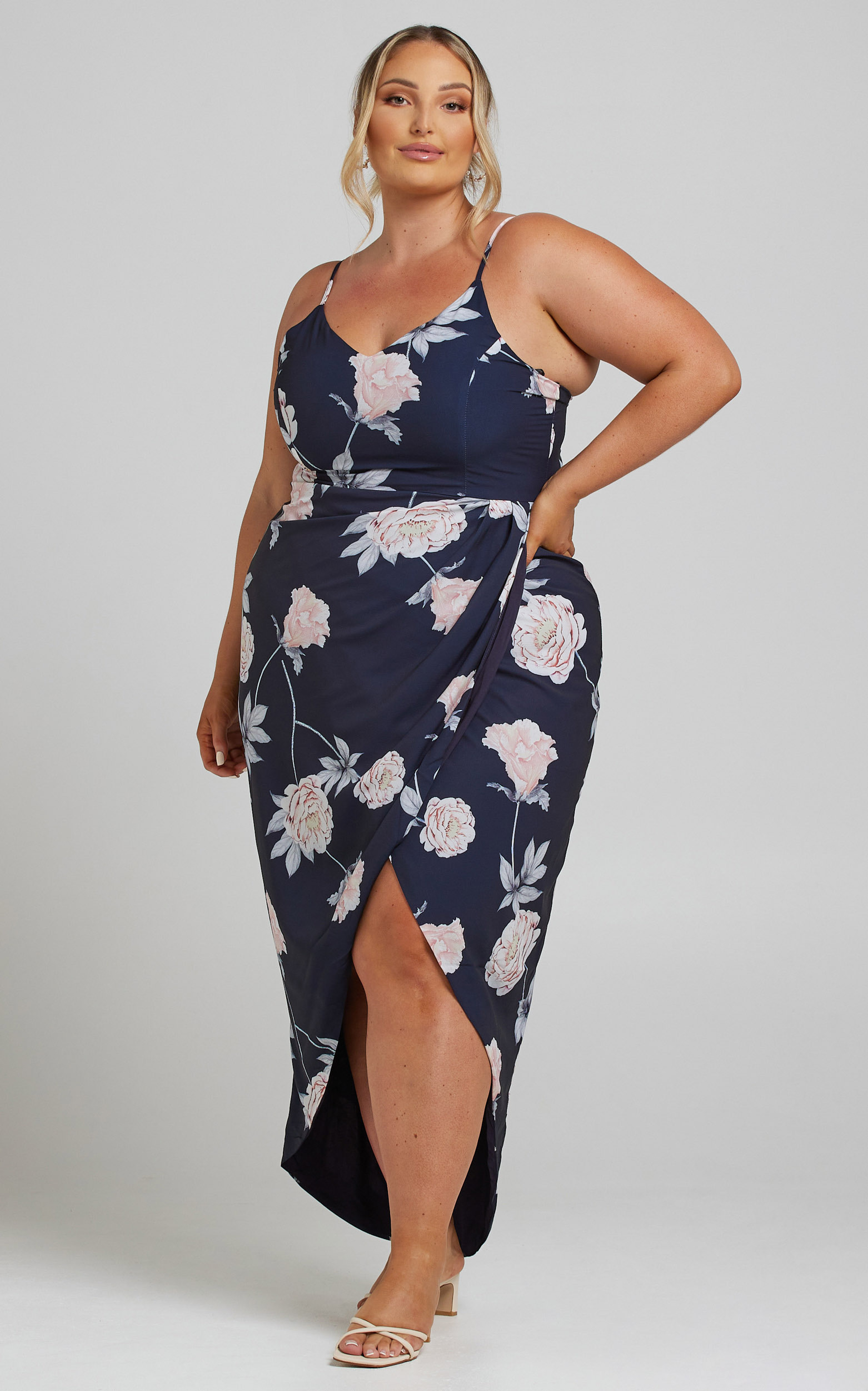 Just This Once Dress in Navy Floral - 04, NVY1, hi-res image number null