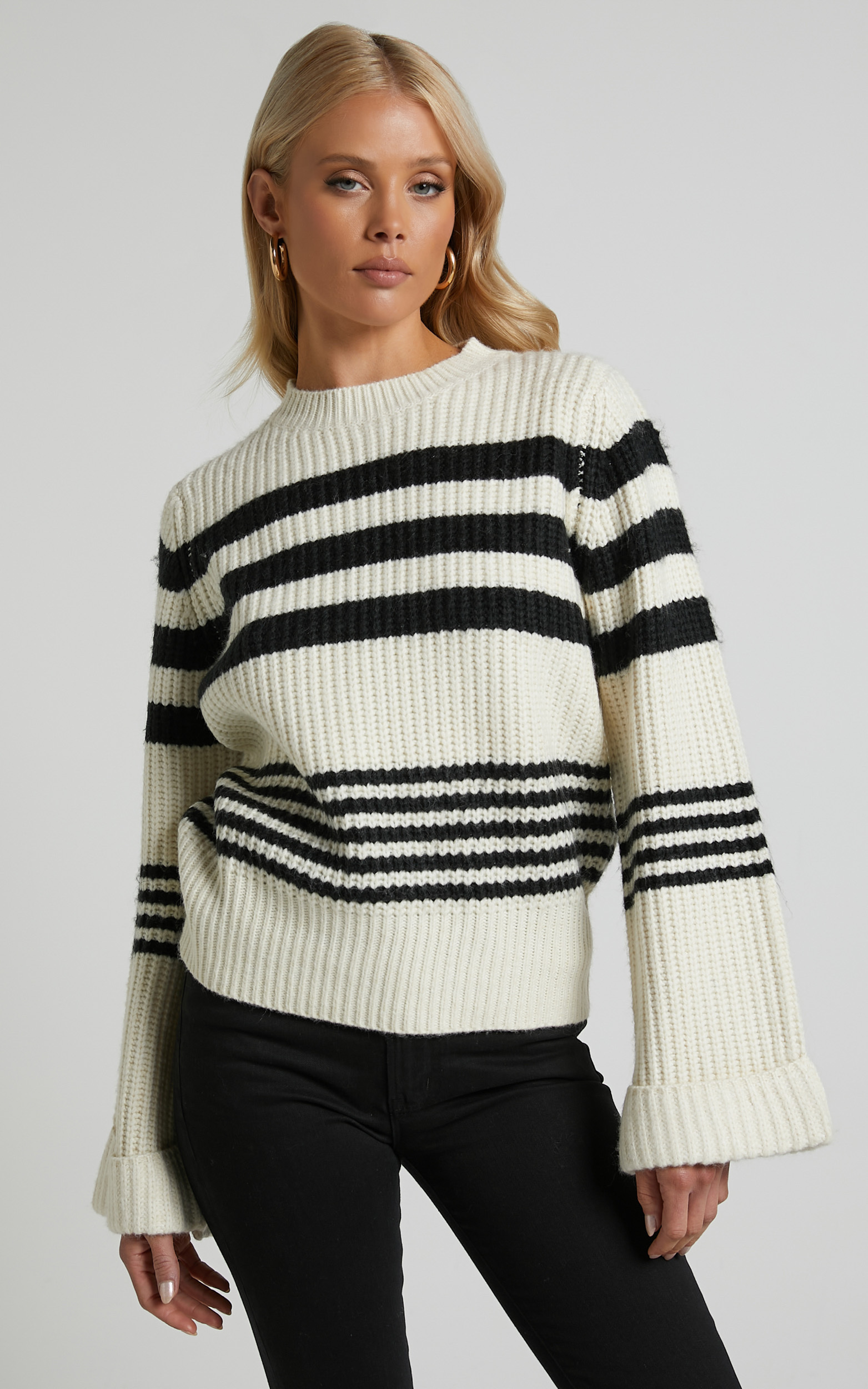 Pheney striped crew neck knit sweater in Cream and Black - 06, CRE1, hi-res image number null