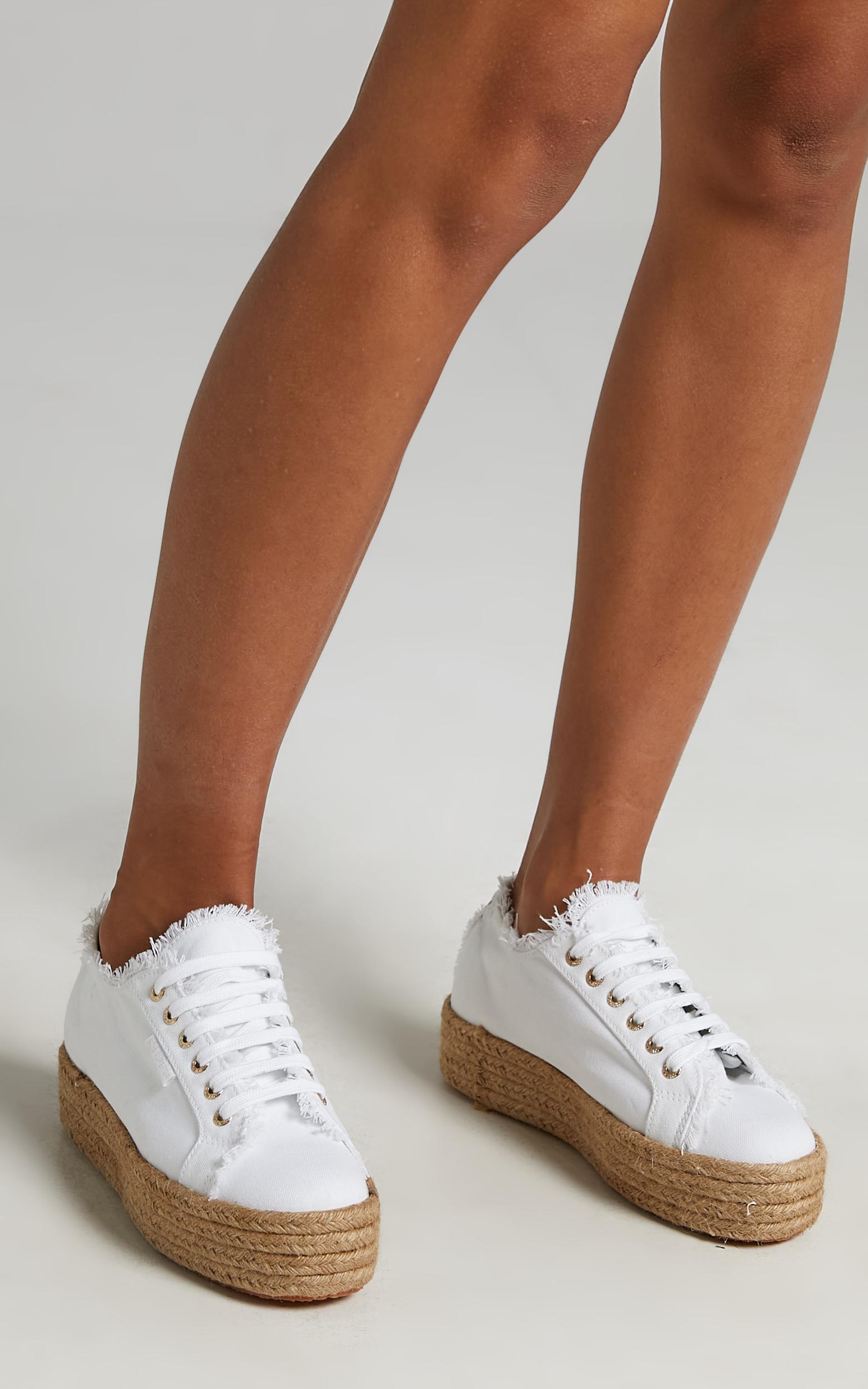 Superga - 2790 Fringed Cotton Rope in 901 White - 05, WHT1, hi-res image number null