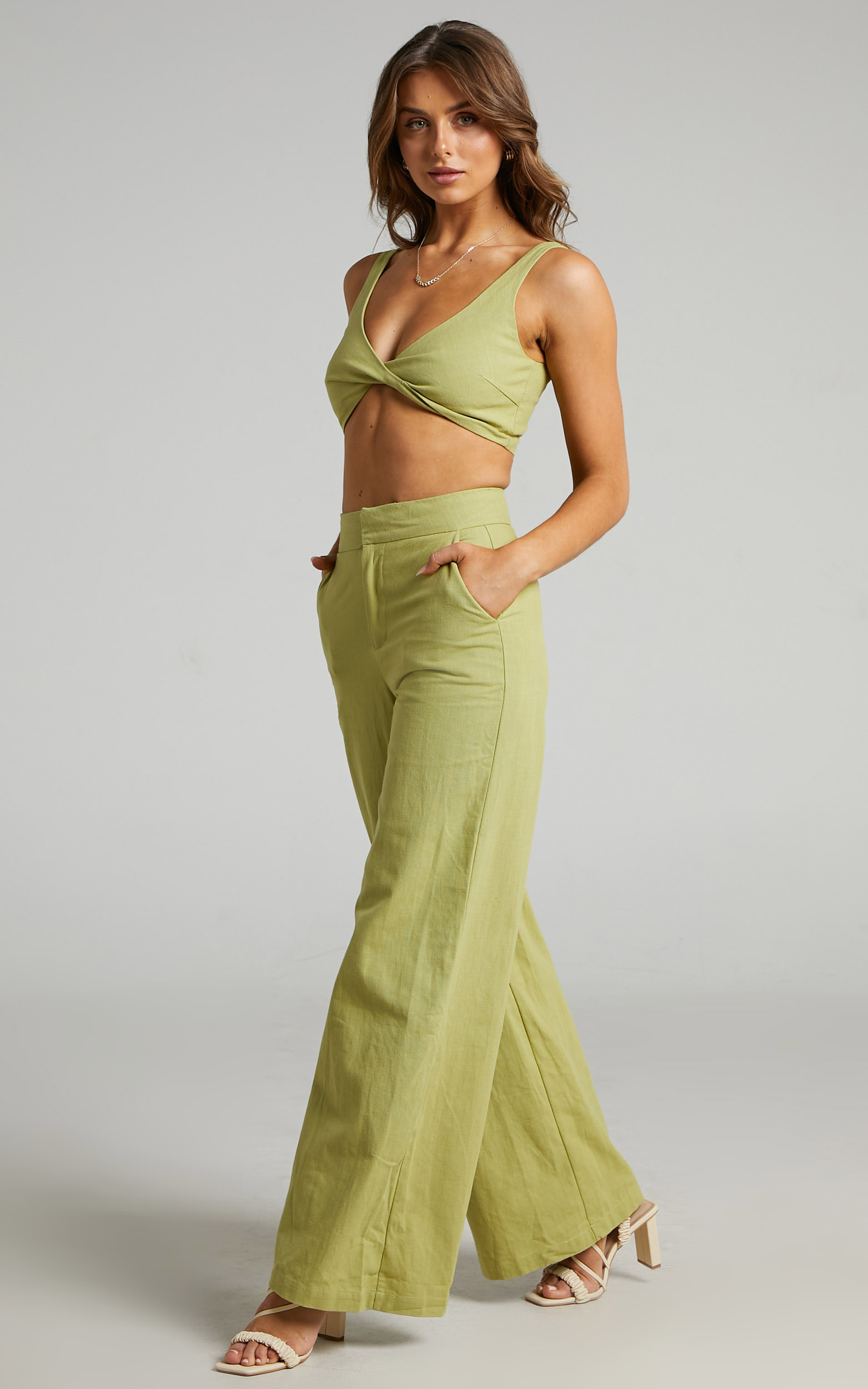 Kingston Twist Front Twill Two Piece Set in Green - 04, GRN3, hi-res image number null