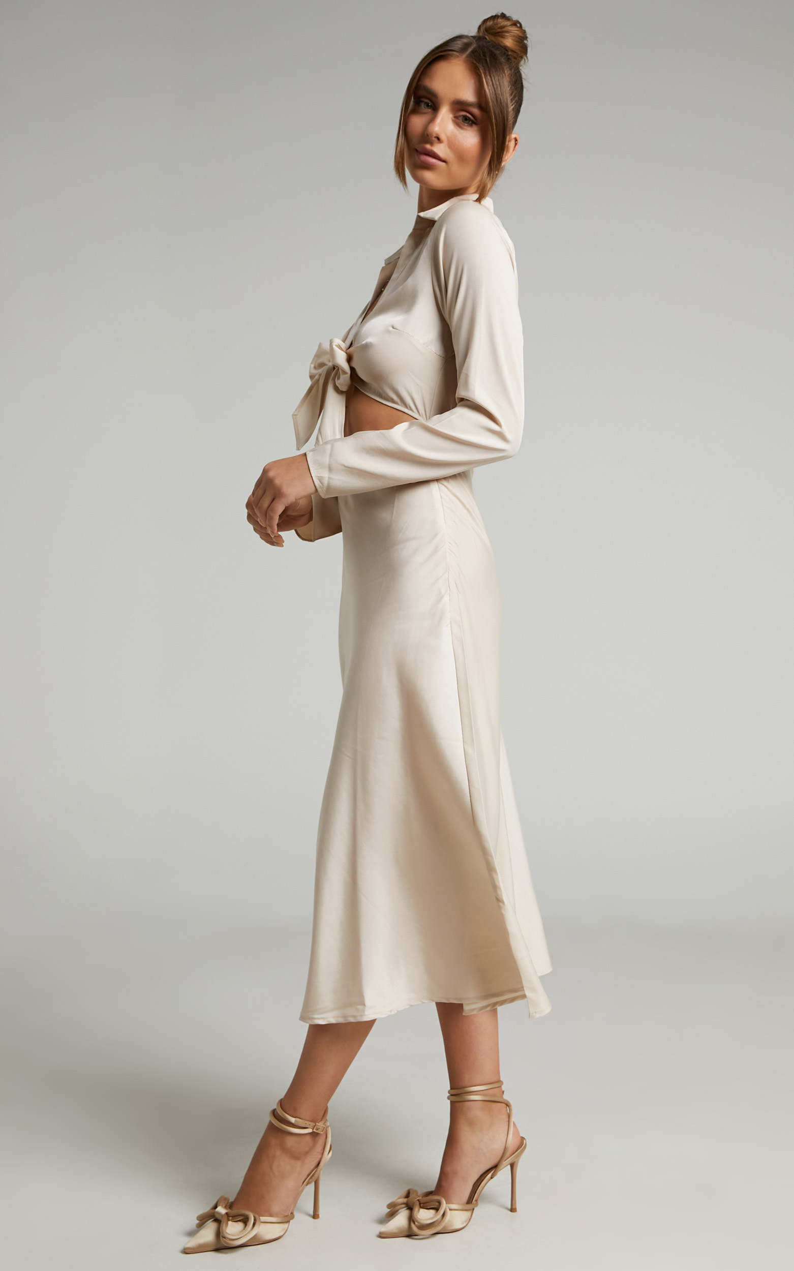 Annisa Tie Front Collared Midi Dress in Champagne - 04, NEU1, hi-res image number null