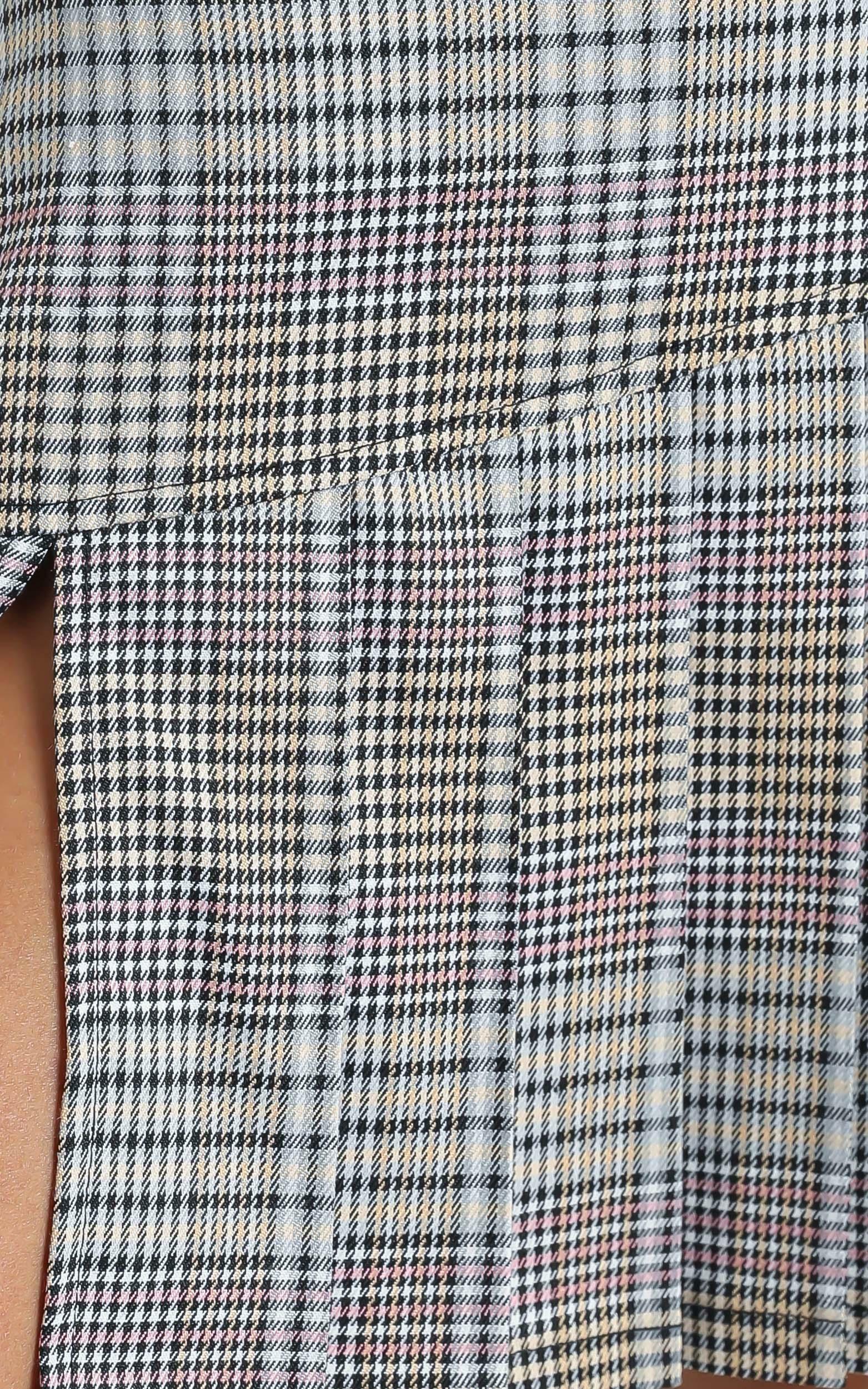 Twiin - Depict Mini Skirt in Multi | Showpo