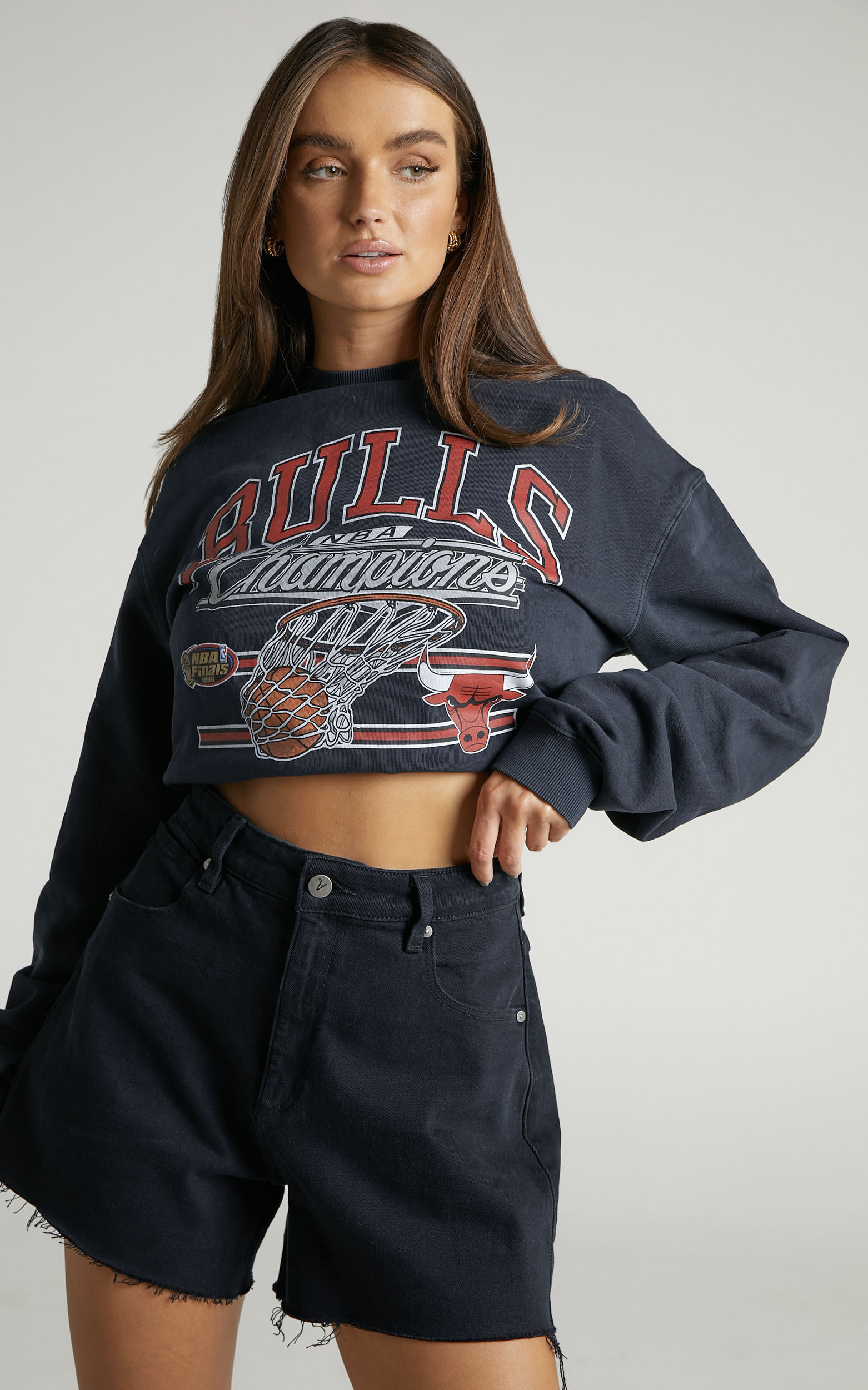 Mitchell & Ness - Chicago Bulls Hoop Crew in Faded Black - L, BLK1, hi-res image number null