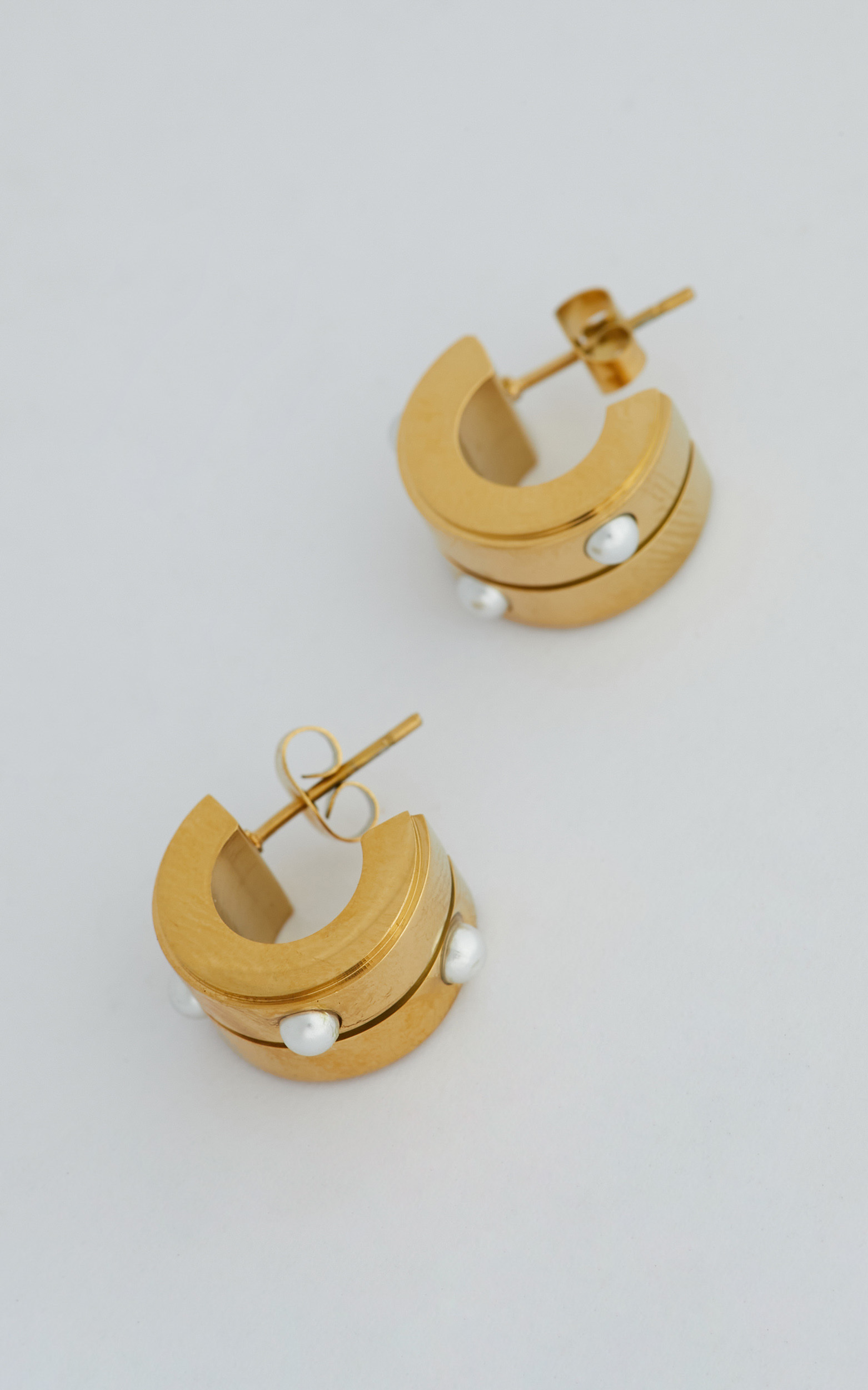 Holli Earrings in Gold - NoSize, GLD1, hi-res image number null