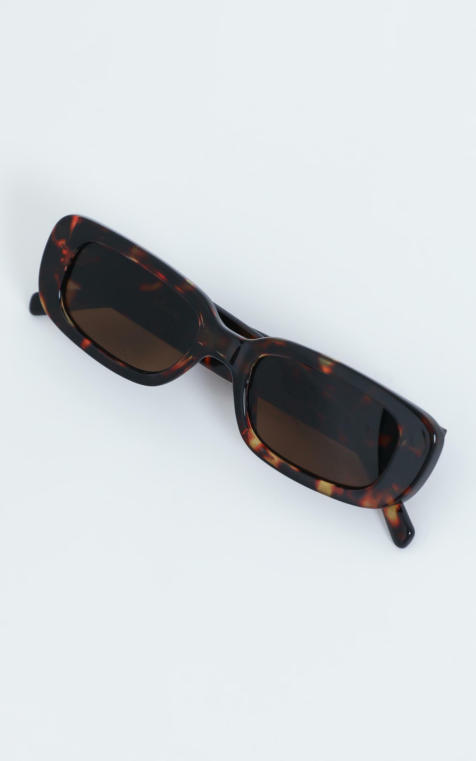 Reality Eyewear - Xray Spex Sunglasses in Turtle | Showpo