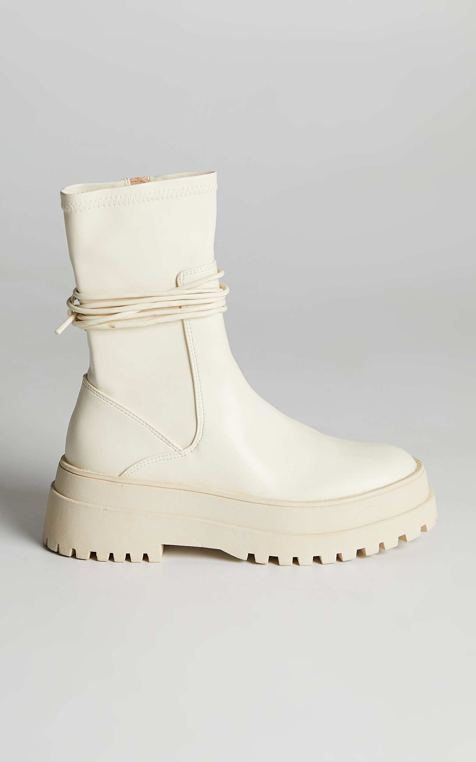 Public Desire - Finale Boots in Cream PU - 05, CRE1, hi-res image number null
