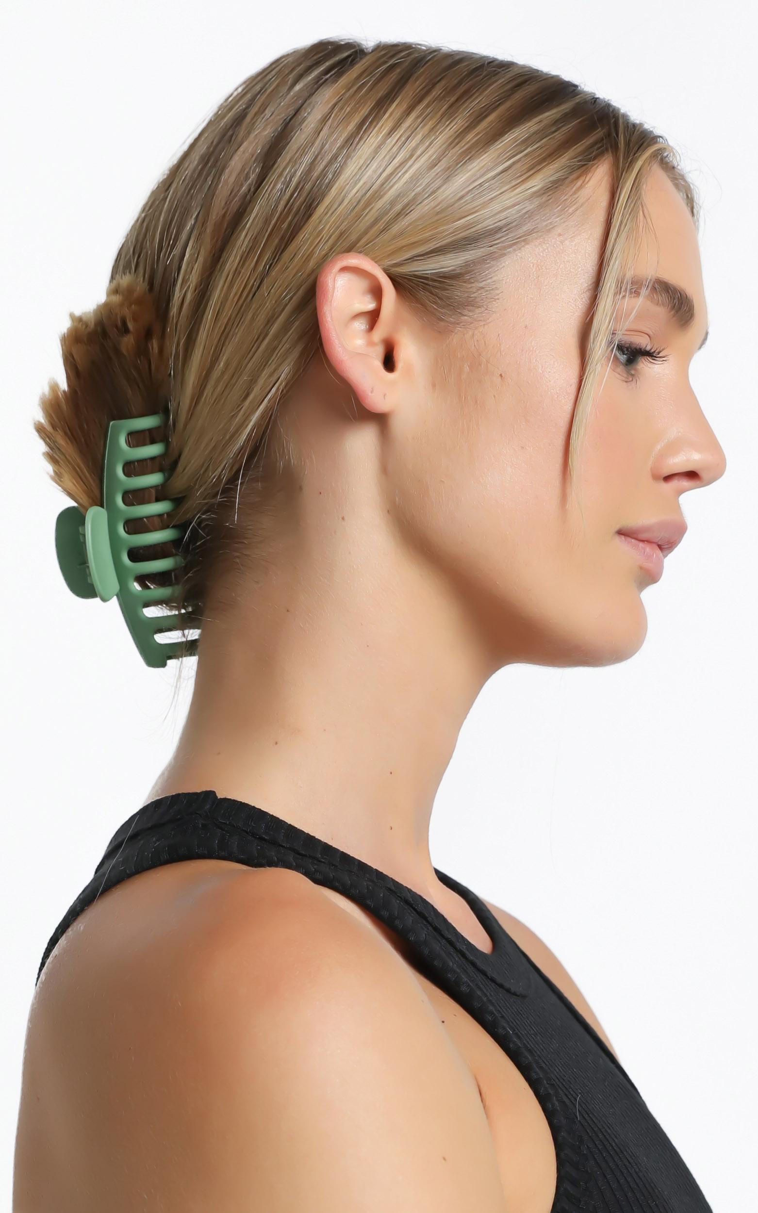 Bring It Back Hair Clip in Green, , hi-res image number null