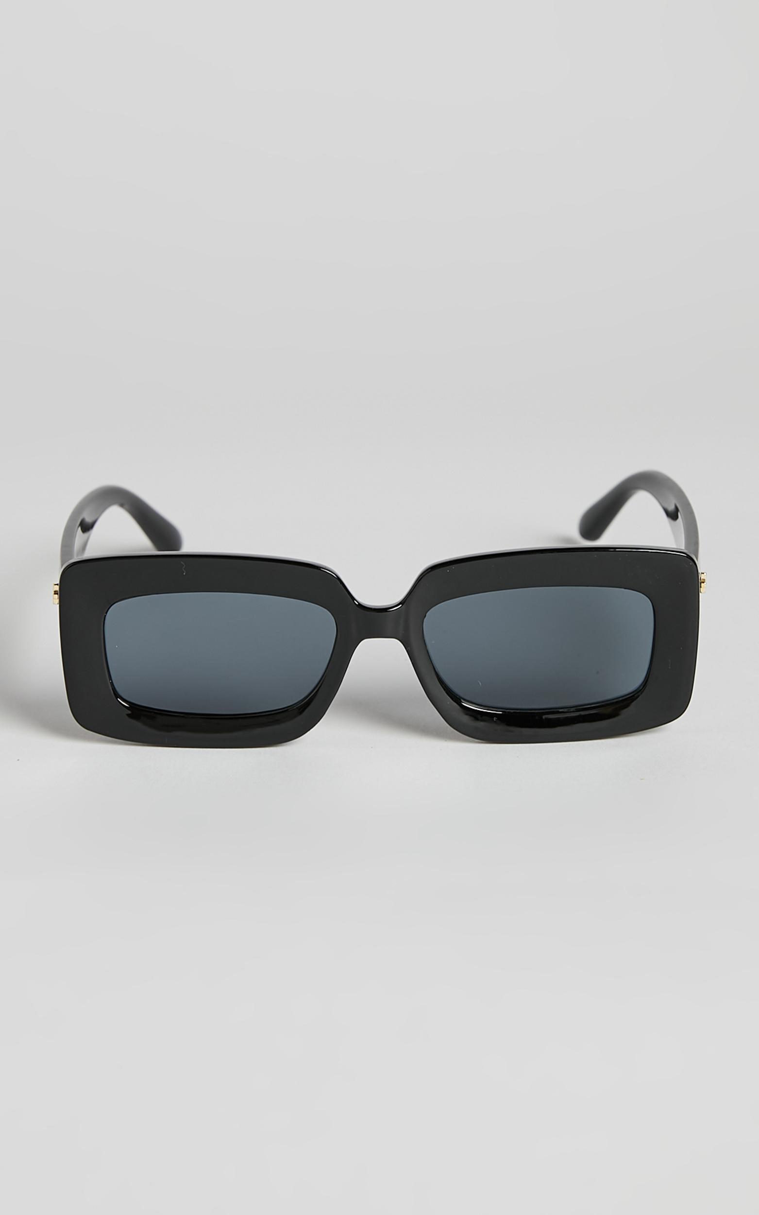 Peta and Jain - Blurred Sunglasses in Black | Showpo USA