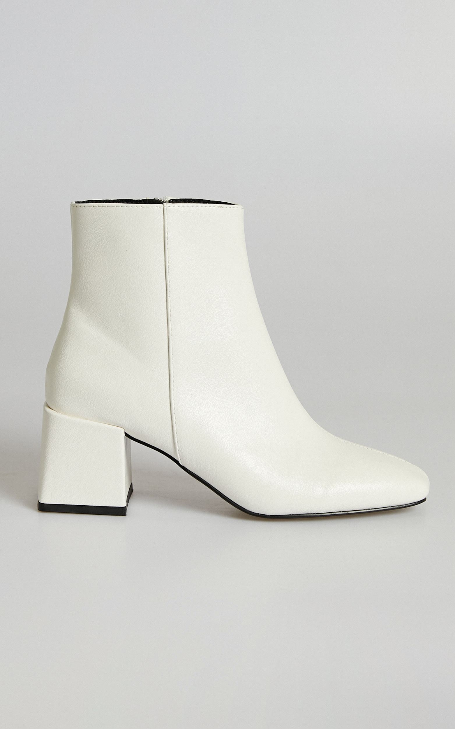 Therapy - Cole Boots in White - 05, WHT1, hi-res image number null