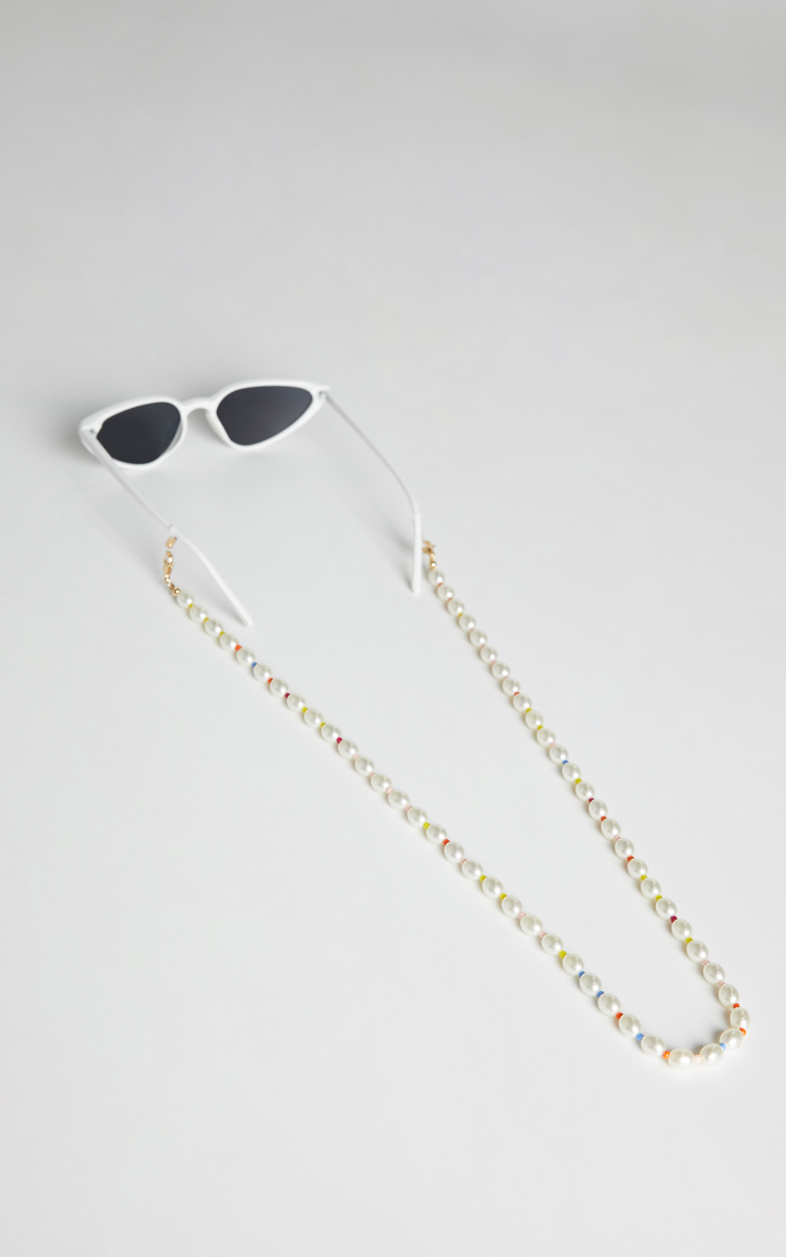 Crystaline Sunglasses Chain in Pearl/Multi - NoSize, PRL1, hi-res image number null